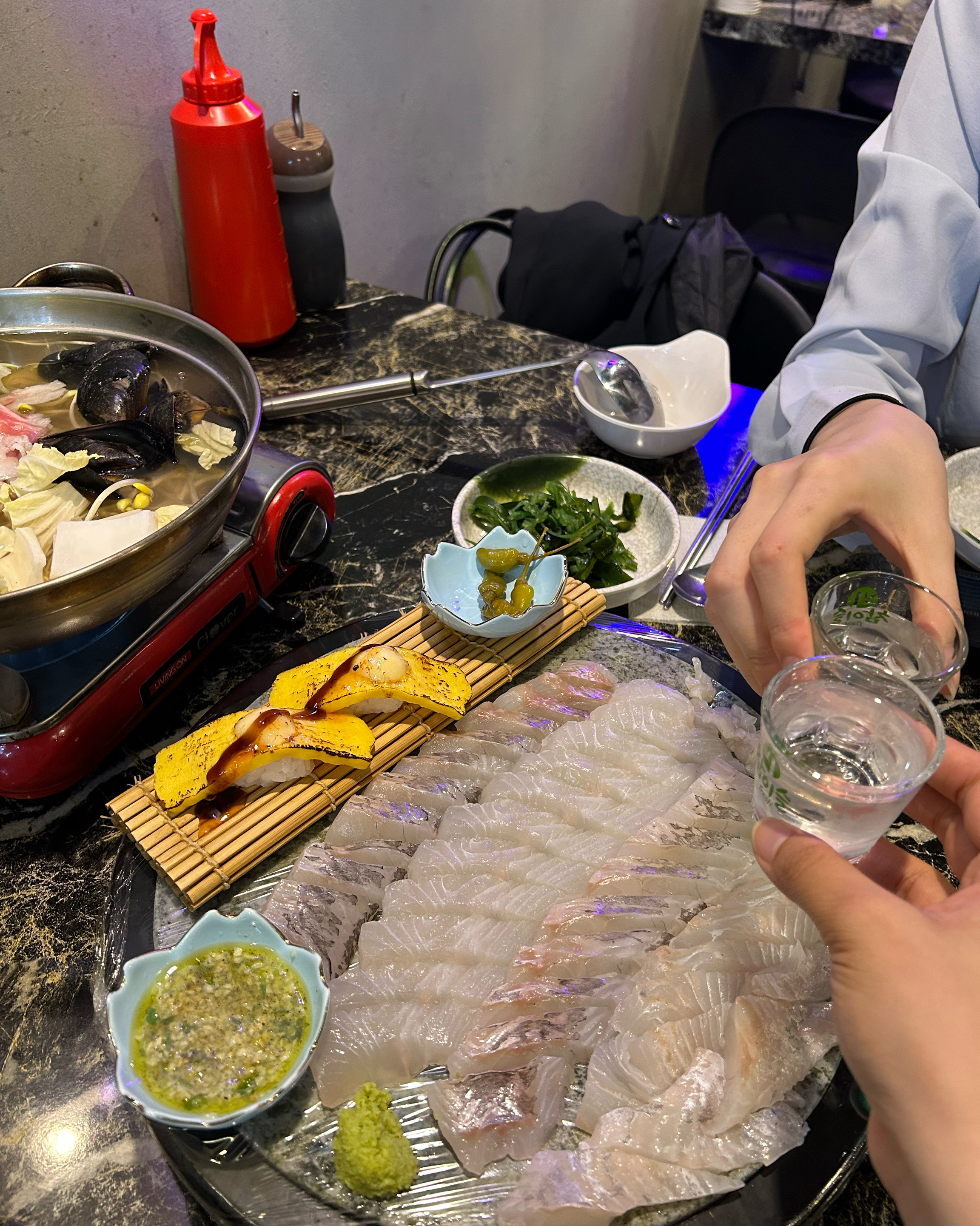 이거먹으러 구디까지왔는데 후회 절대 없어요!! 회도 맛있구 스키야키도 잘 나와요ㅎㅎ 사장님