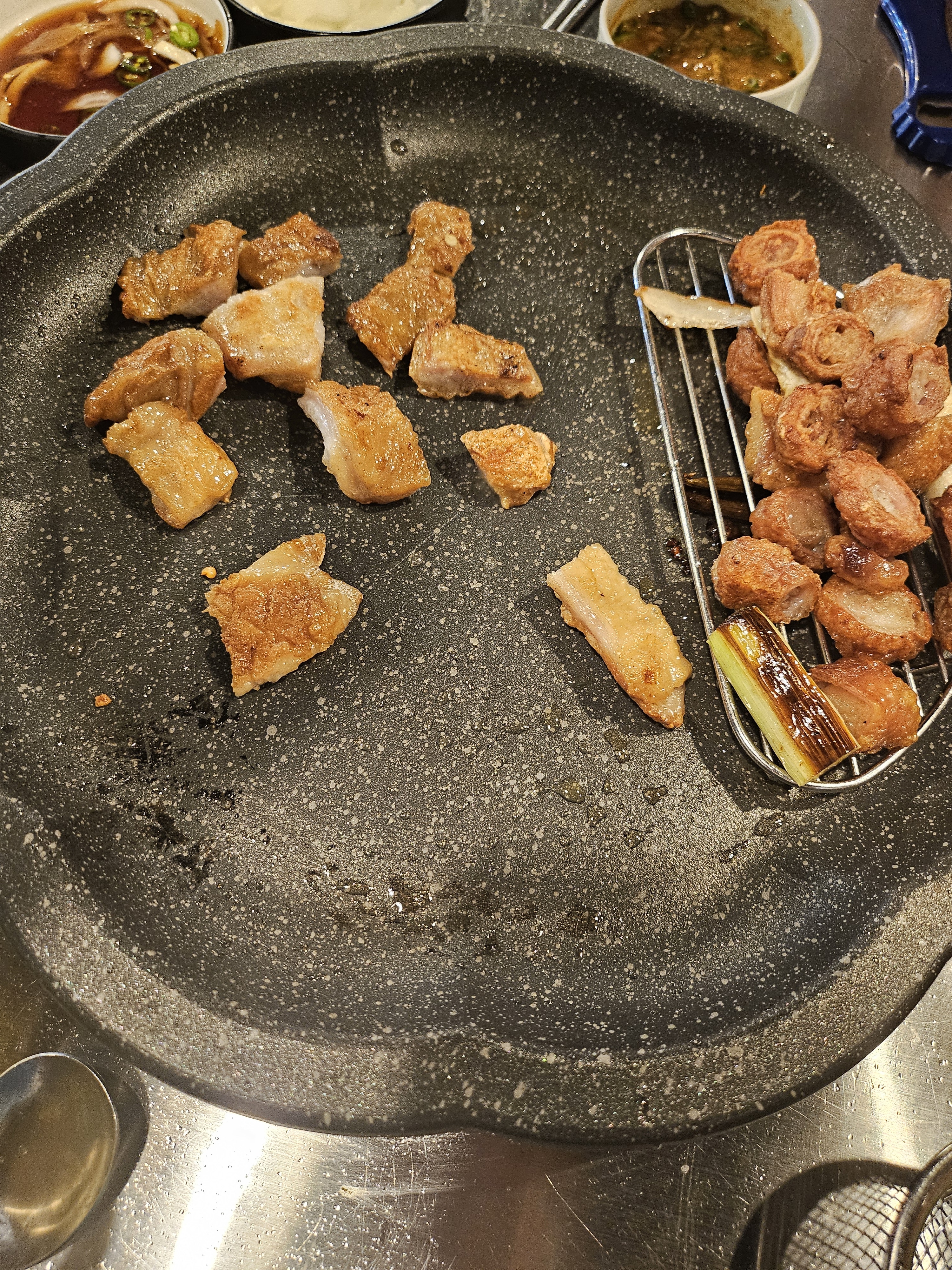 웨이팅 워낙 많아ㅠㅠ주말엔 오고싶어도못오는곳...ㅠㅠ - 대구 맛집 연막창 신월성점
