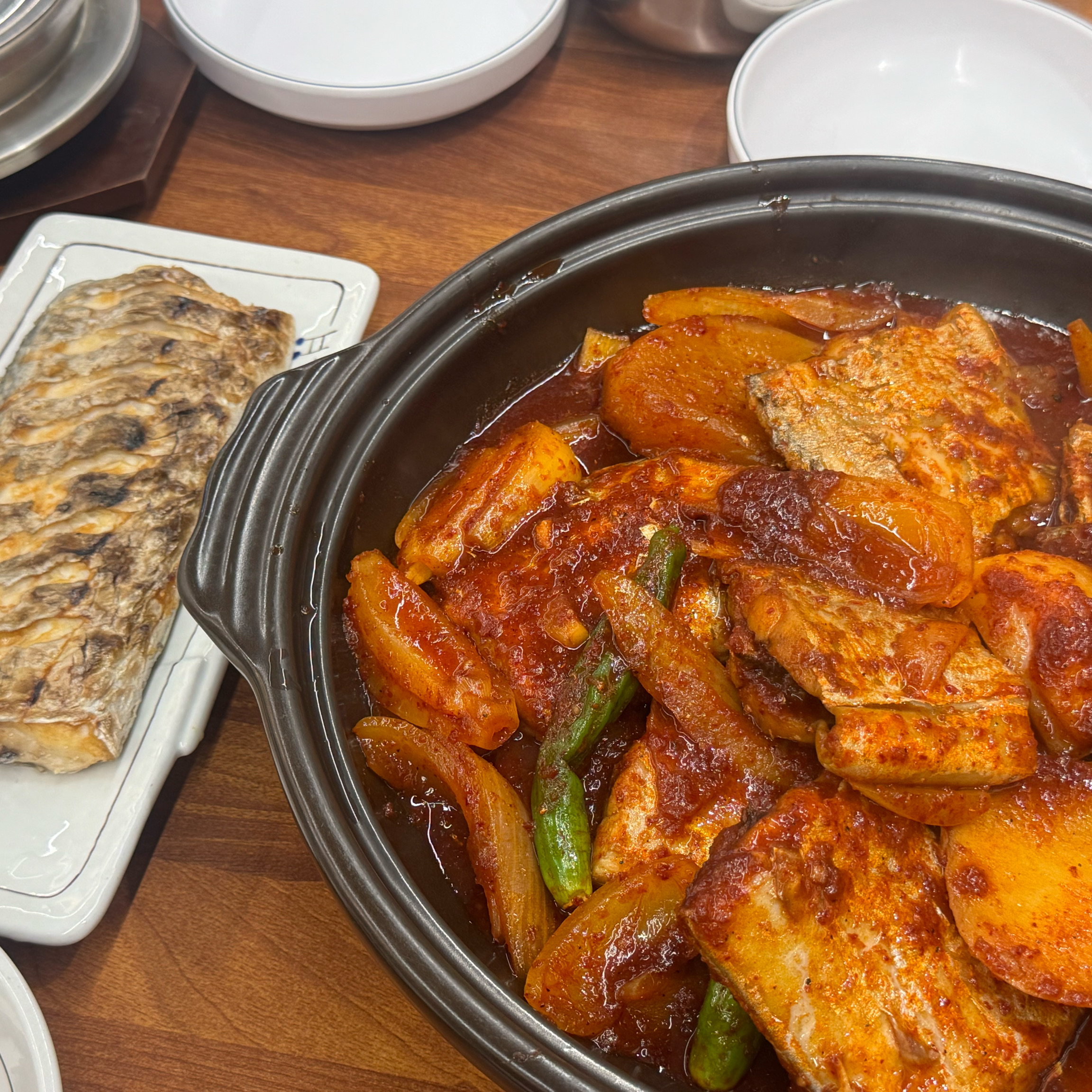 맛있어요 ㅎㅎ갈치들이 돈값을 하네용 ㅎㅎㅎ - 제주 맛집 논짓물식당