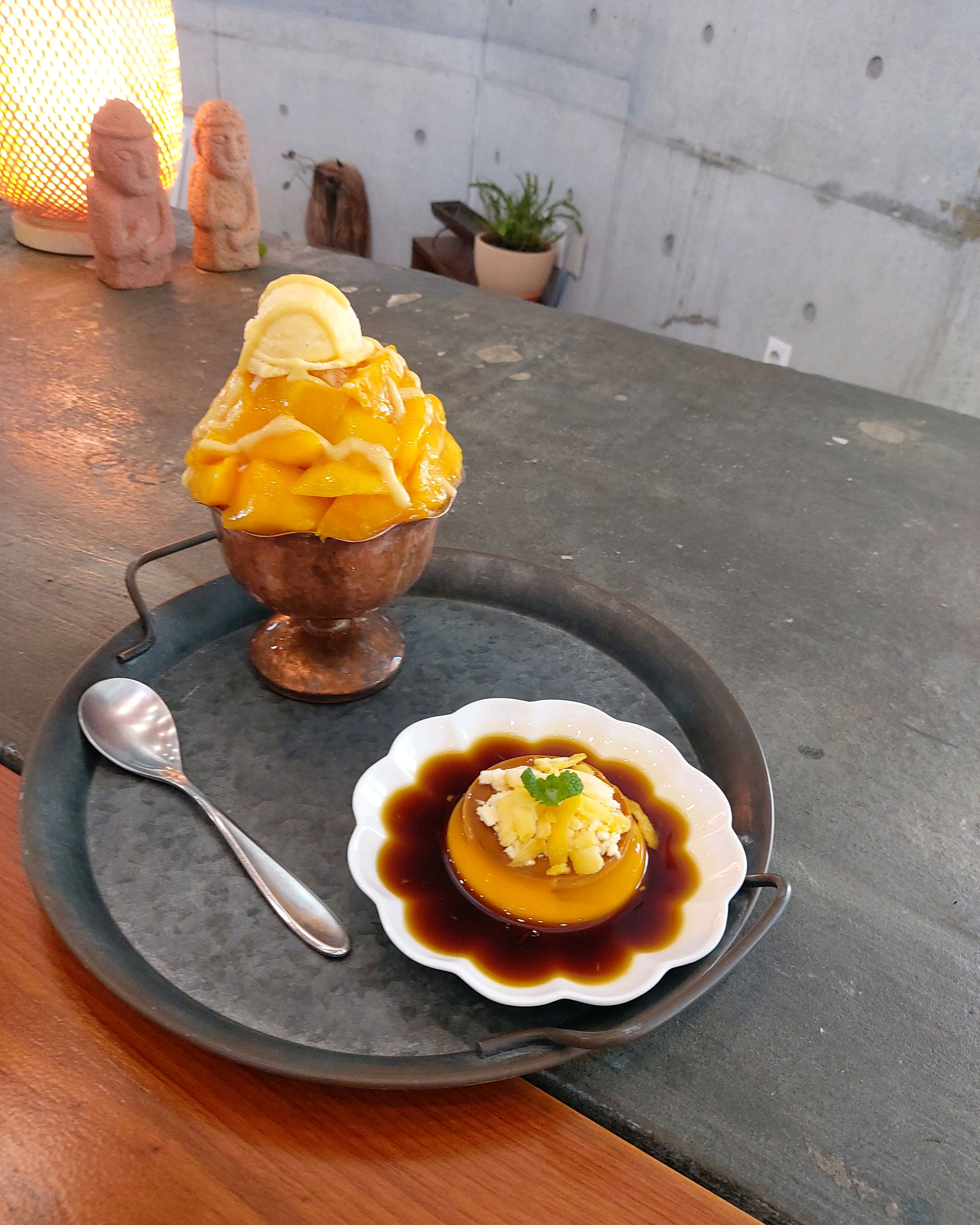 망고빙수 망고푸딩  맛있어요^^ - 제주 맛집 먹쿠슬낭카페
