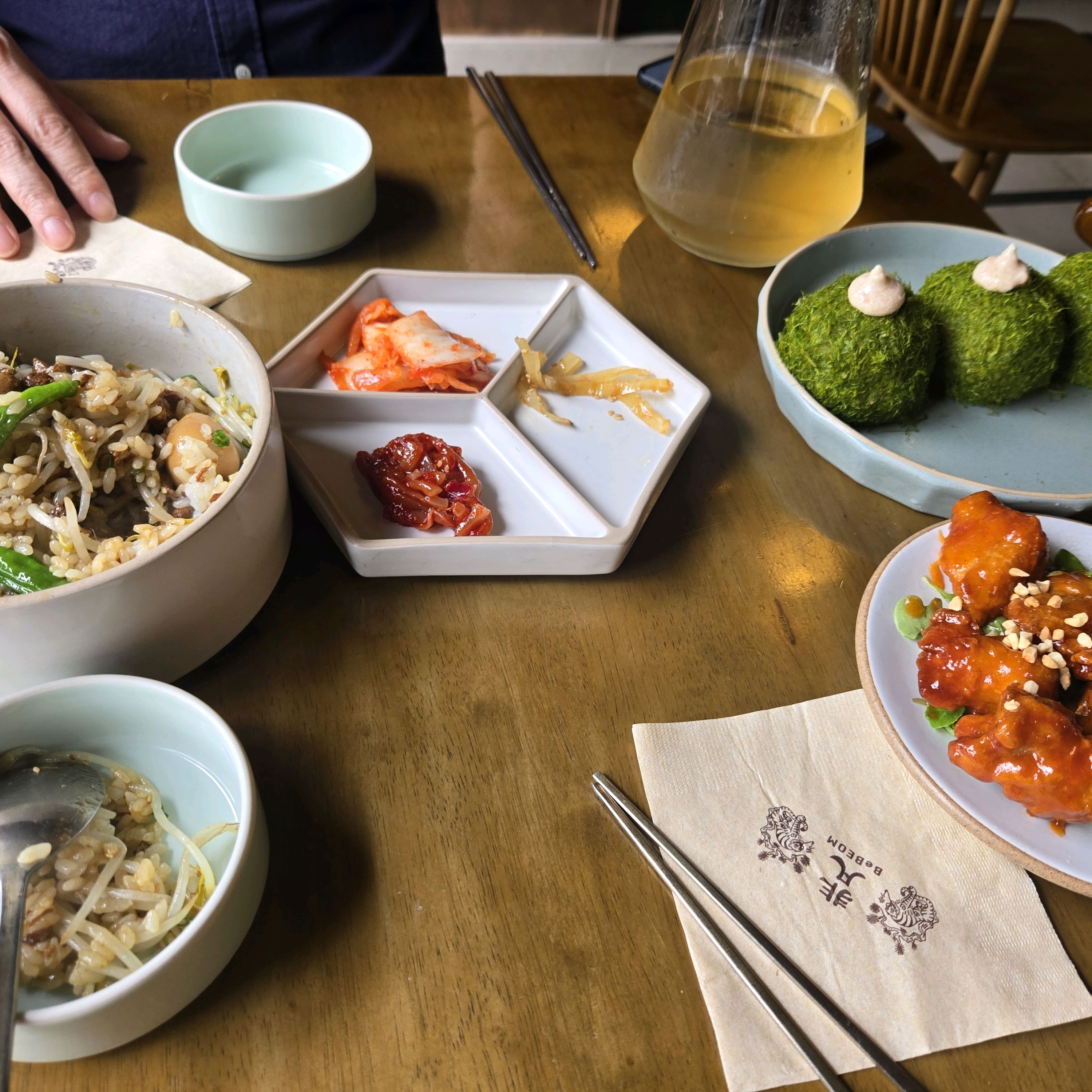 삼겹살조림 비빔밥이랑 닭강정 맛나고 감태주먹밥도 건강한맛이라서 맛나요ㅎㅎ - 대전 맛집 비범