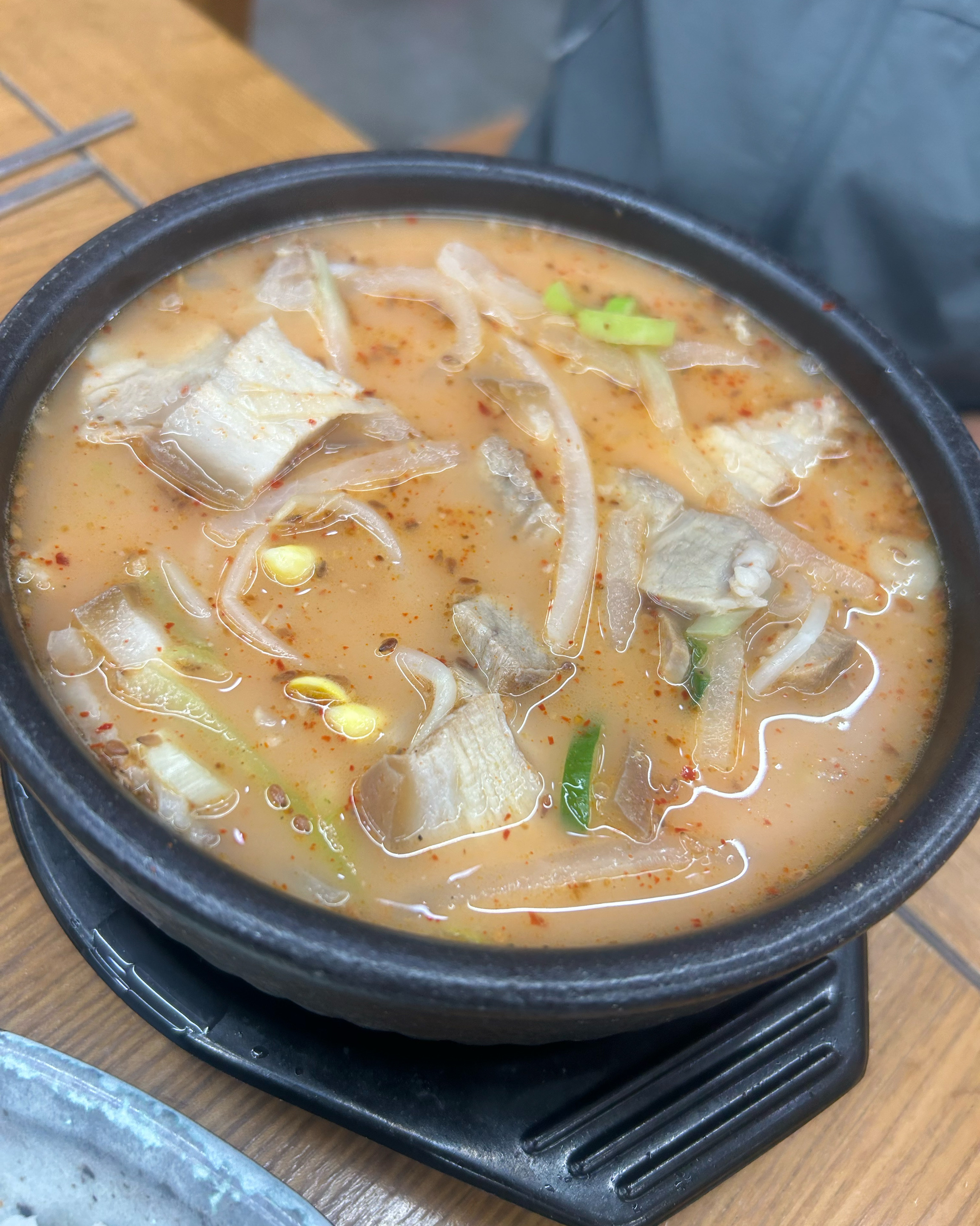 양도 많고 맛있어요~  제주의 맛입니다!! - 제주 맛집 제주순풍해장국 공항본점