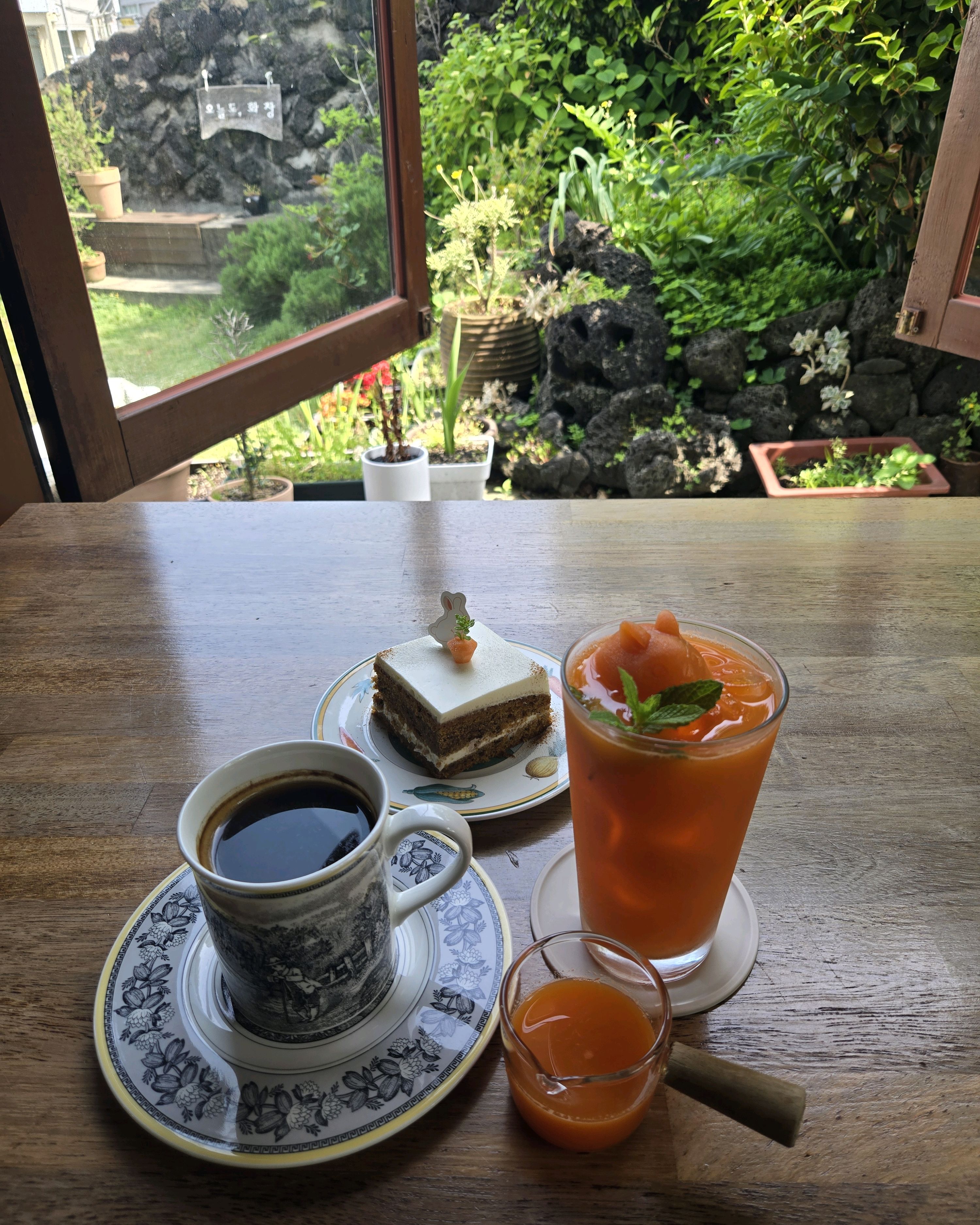 월정리 머물다 방문한 오늘도, 화창🌞 - 제주 맛집 오늘도화창