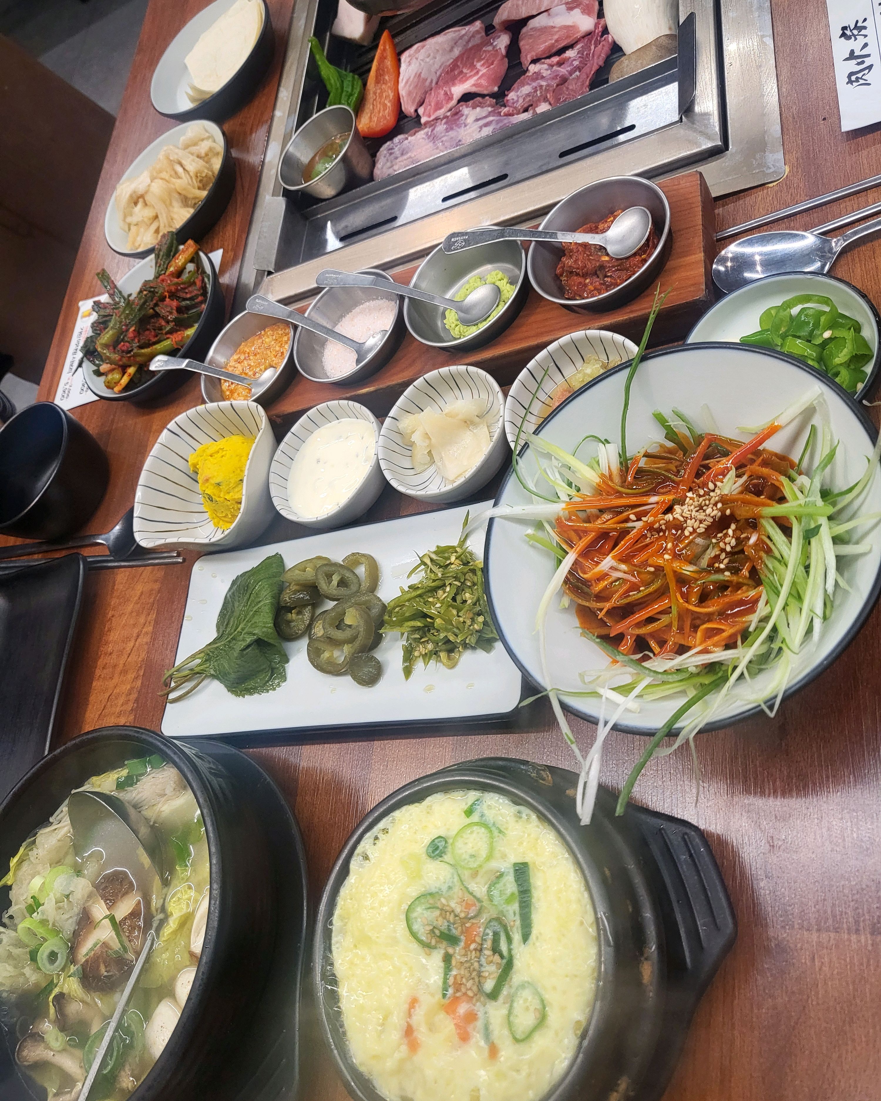 동료랑 일끝나고 왔는데 소스종류도 다양하고 너무 맛있네요!! 다음 모임은 무조건 여기로 올
