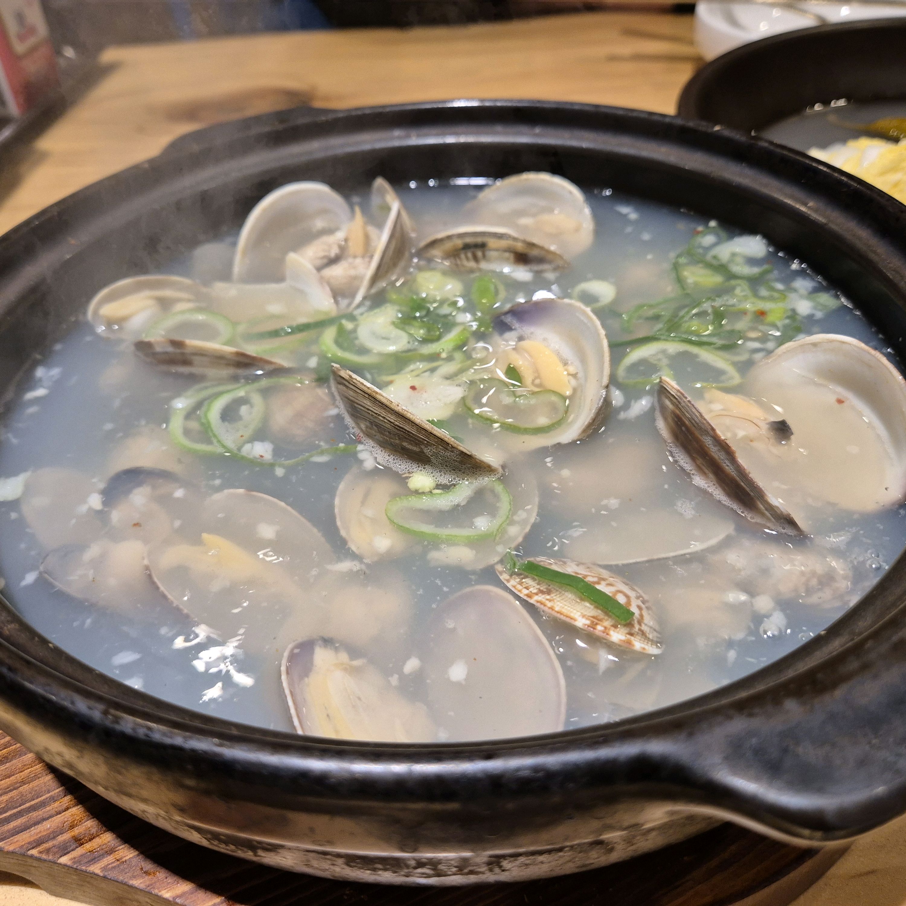 와 여기 진짜 맛집인정입니다. - 강남맛집 진밀옥 본점