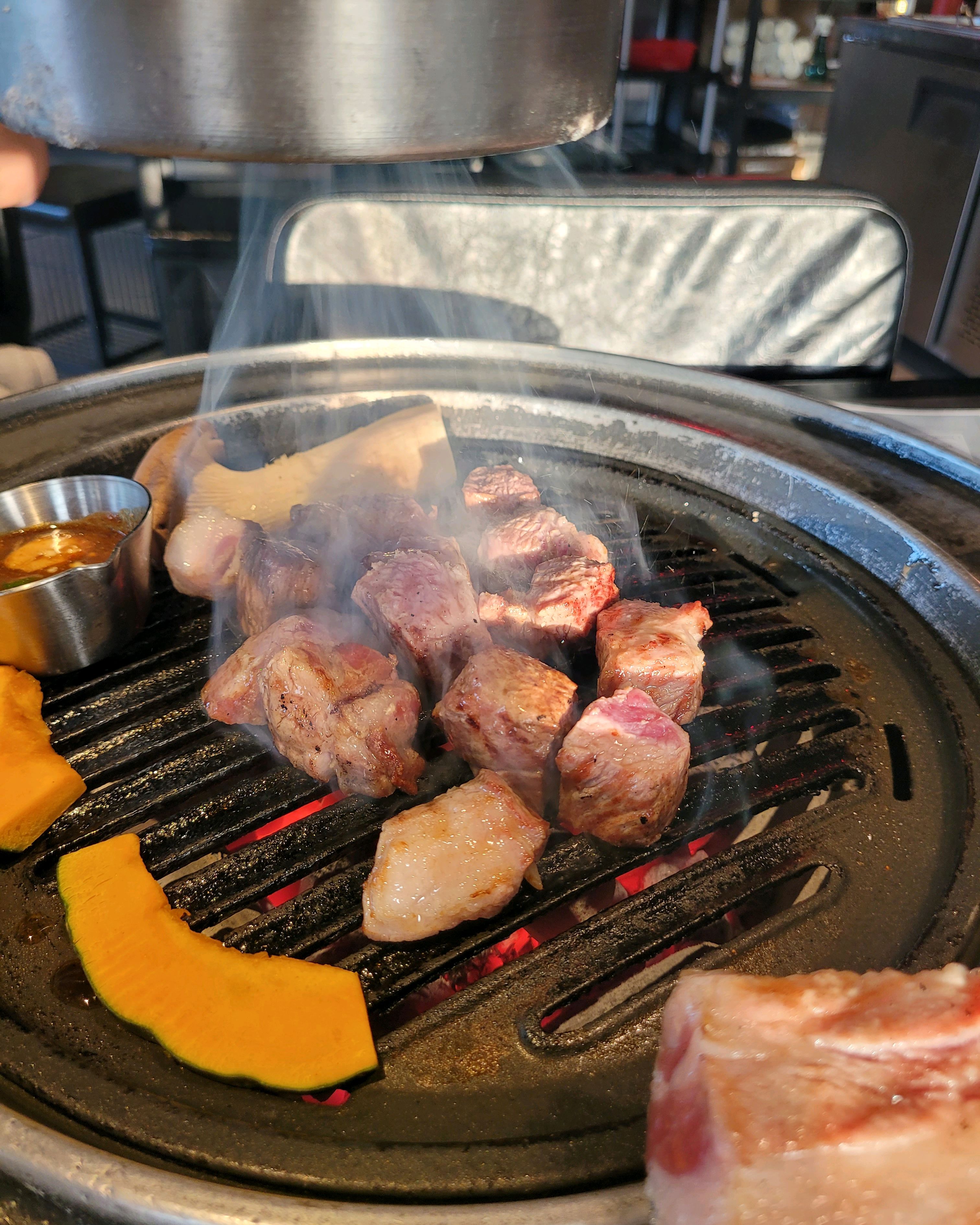 친절하고 맛있는 고깃집~ - 제주 맛집 훈도 애월흑돼지 본점