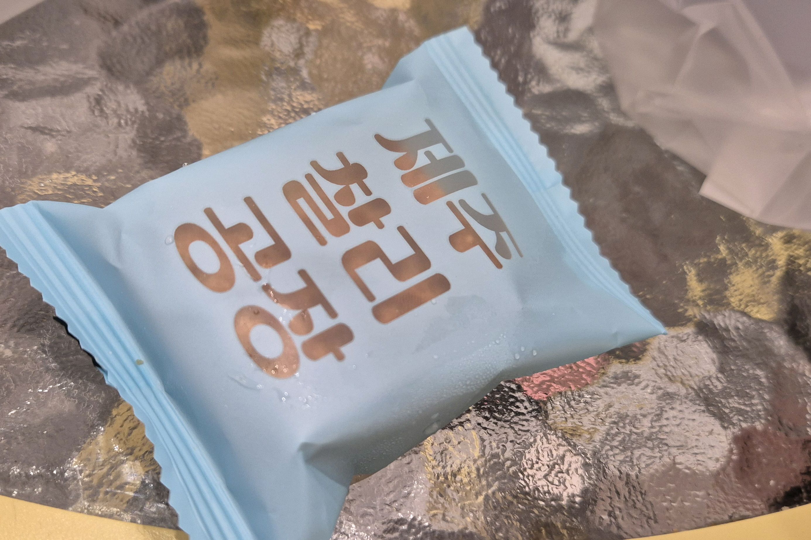 버터샌드 유명하다하여 방문했는데 - 제주 맛집 찰리공장 제주동문시장본점