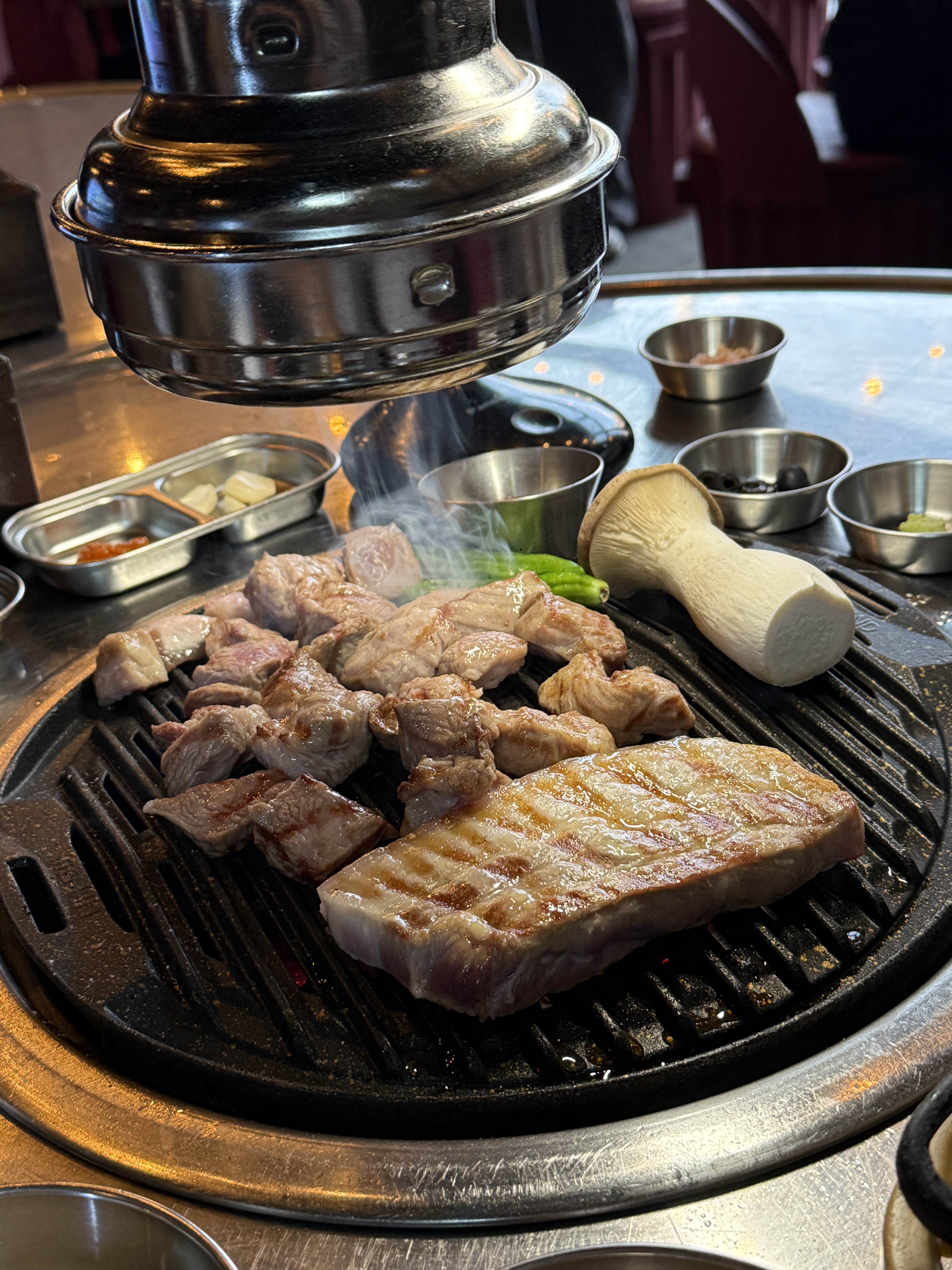 속초 놀러온김에 고기먹으러 왔는데 - 아바이마을 맛집 달빛돈가 속초본점
