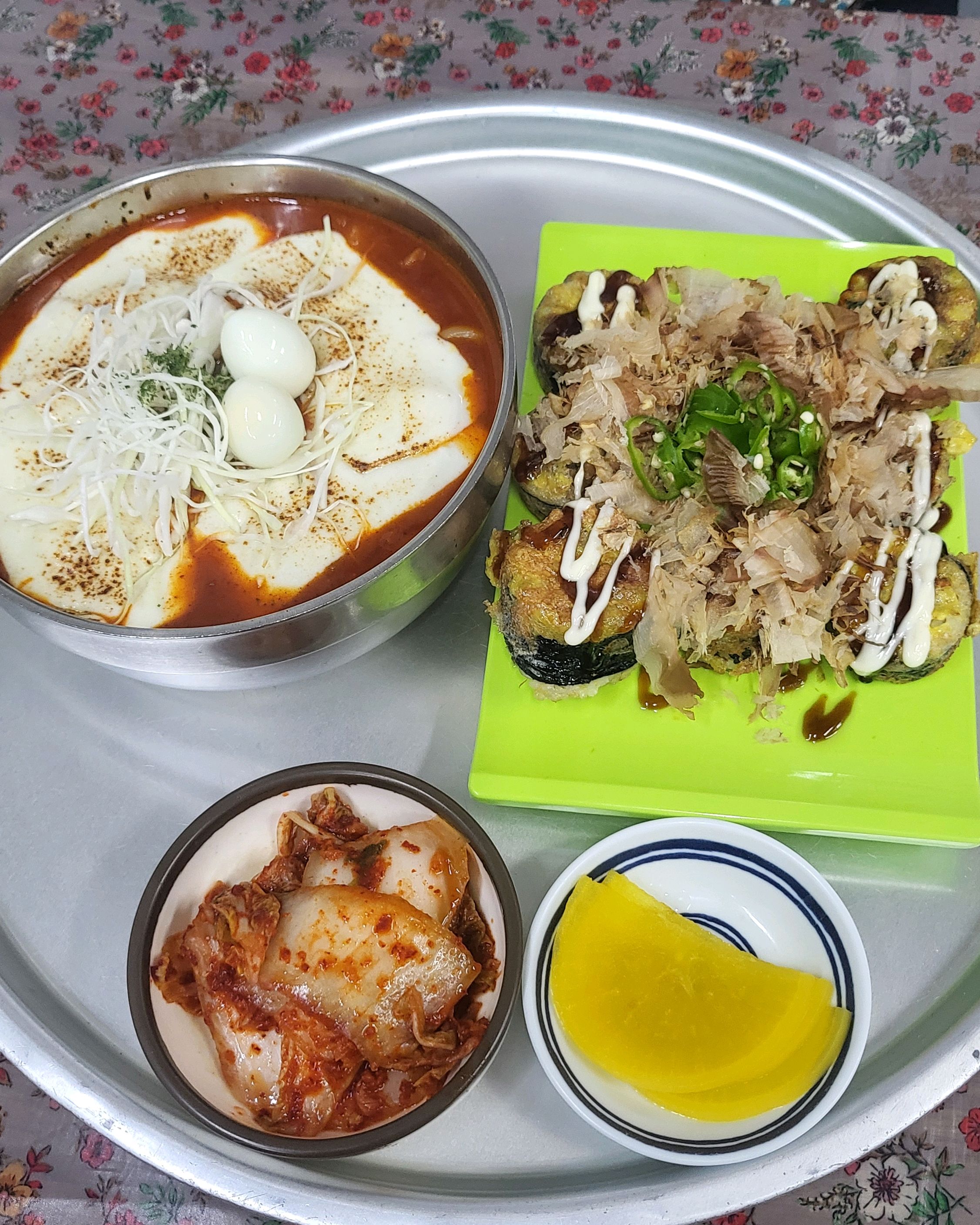 친절합니다 - 대구 맛집 신서문김밥