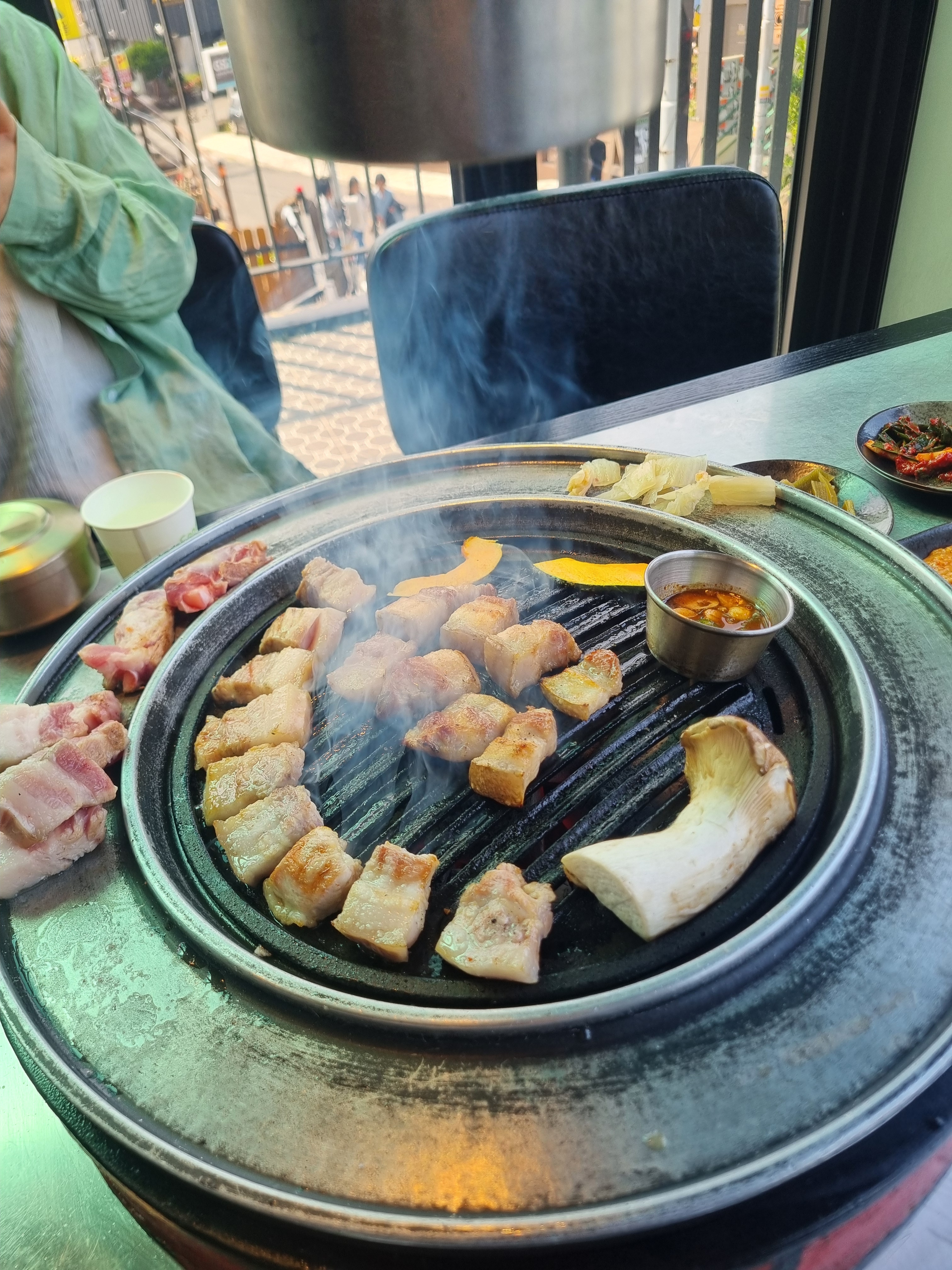 맛좋고 가성비 좋고 주차하기 편해요 - 제주 맛집 훈도 애월흑돼지 본점