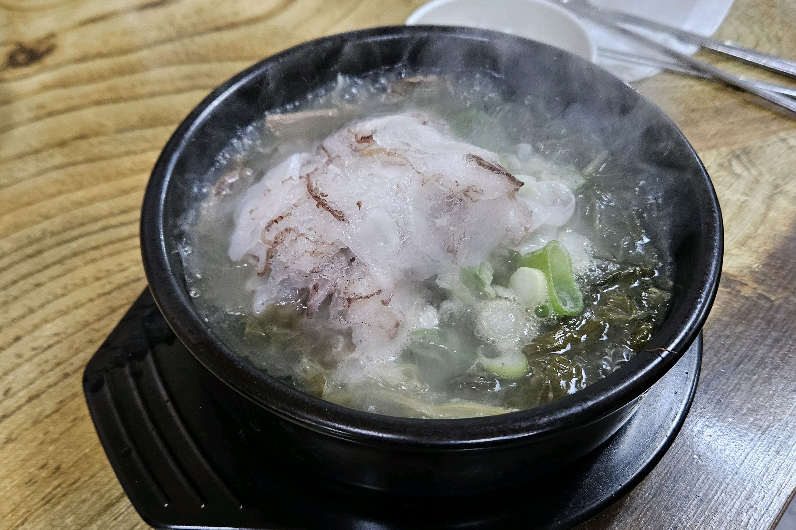 맛있게 잘 먹었습니다. 감사합니다. 속초가면 꼭 방문해요. ^^;; 가격이 많이 올랐어요