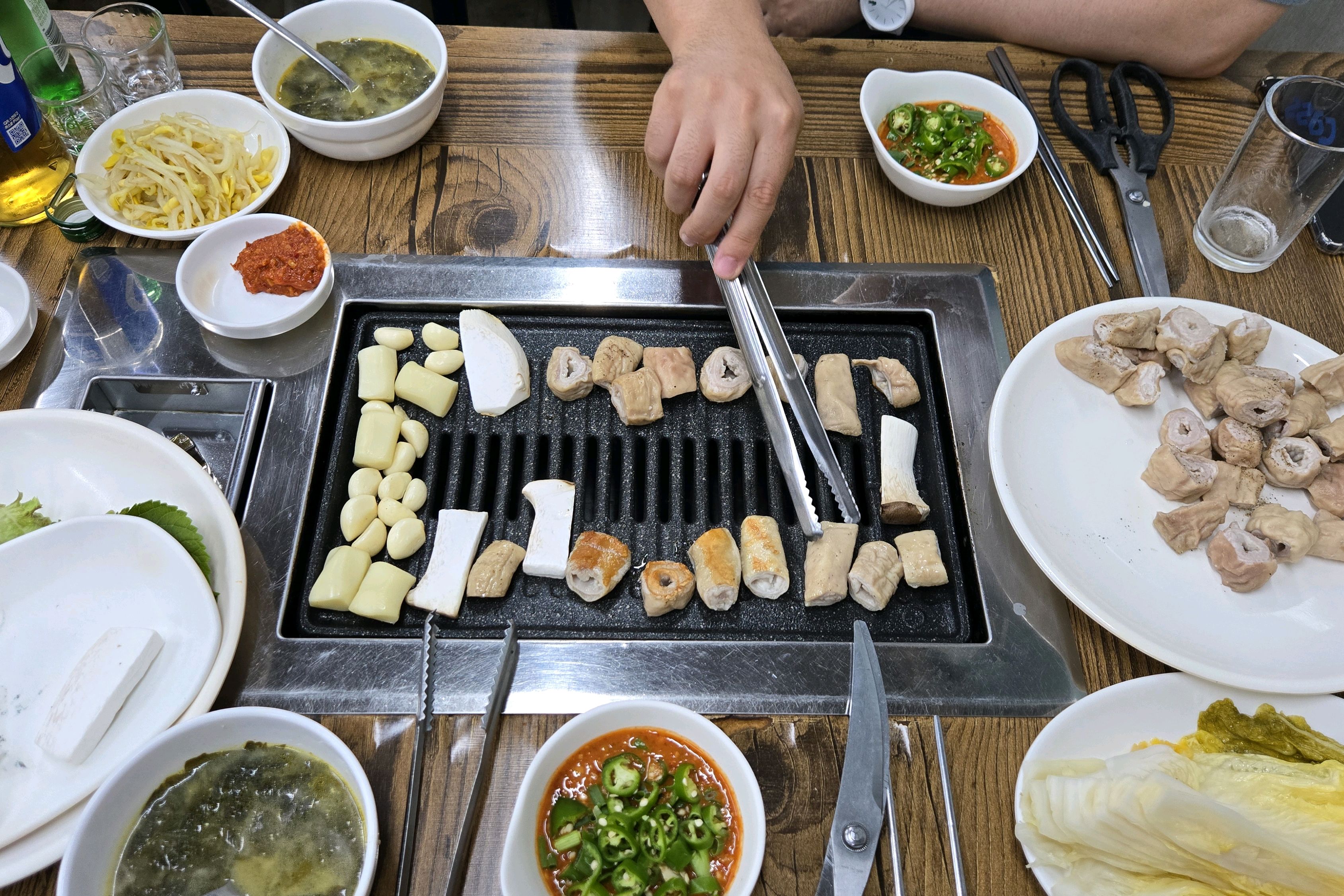 웨이팅이 필요한 집이라서 얼마나 맛있나 했더만.. 어호~ 막창이 진짜 맛있네요 ㅎㅎ - 대구 맛집 효목골막창