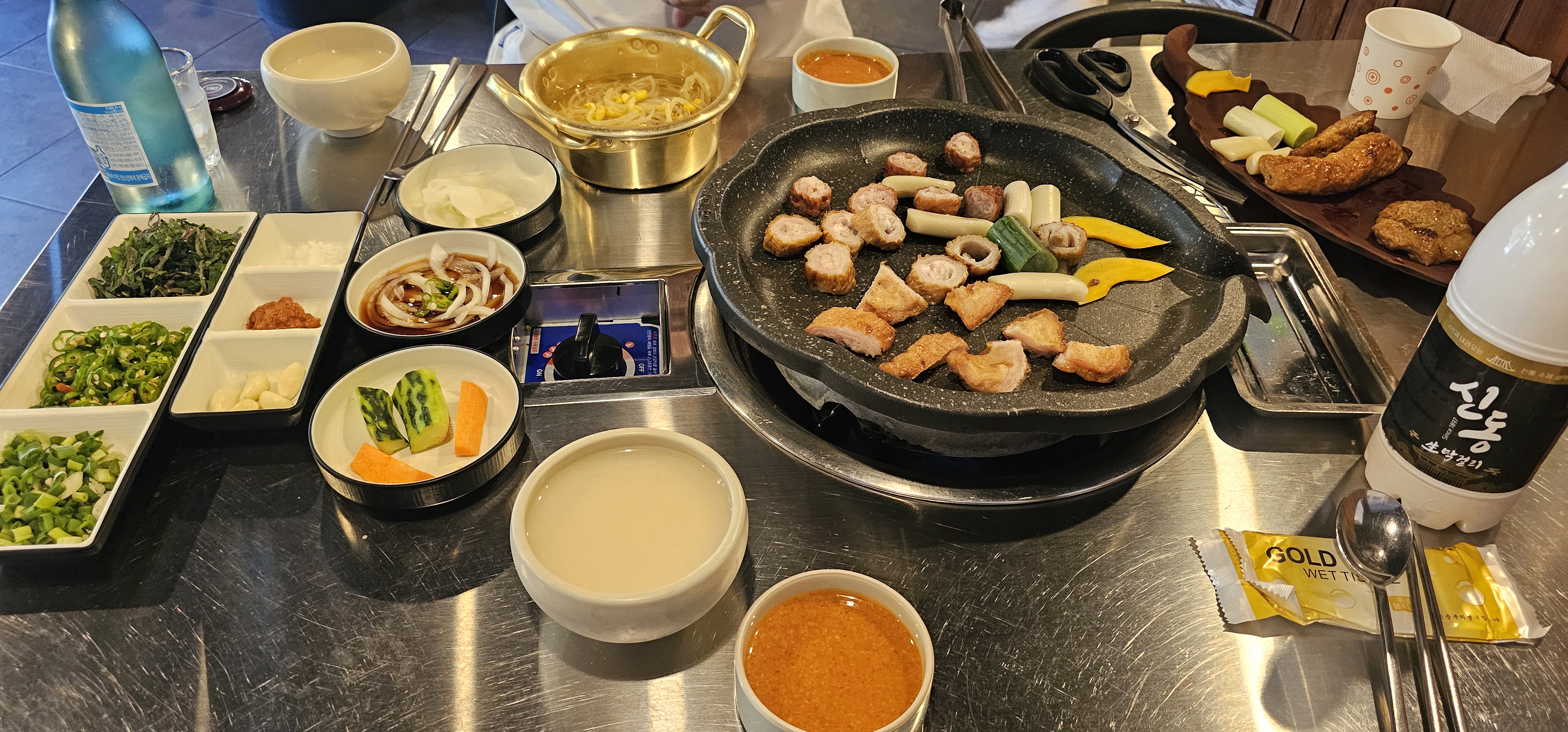 와 막창이 이렇게 부드럽고 맛있다니요 지나다니면서 대기하시는 분들이 많은걸 보고 궁금