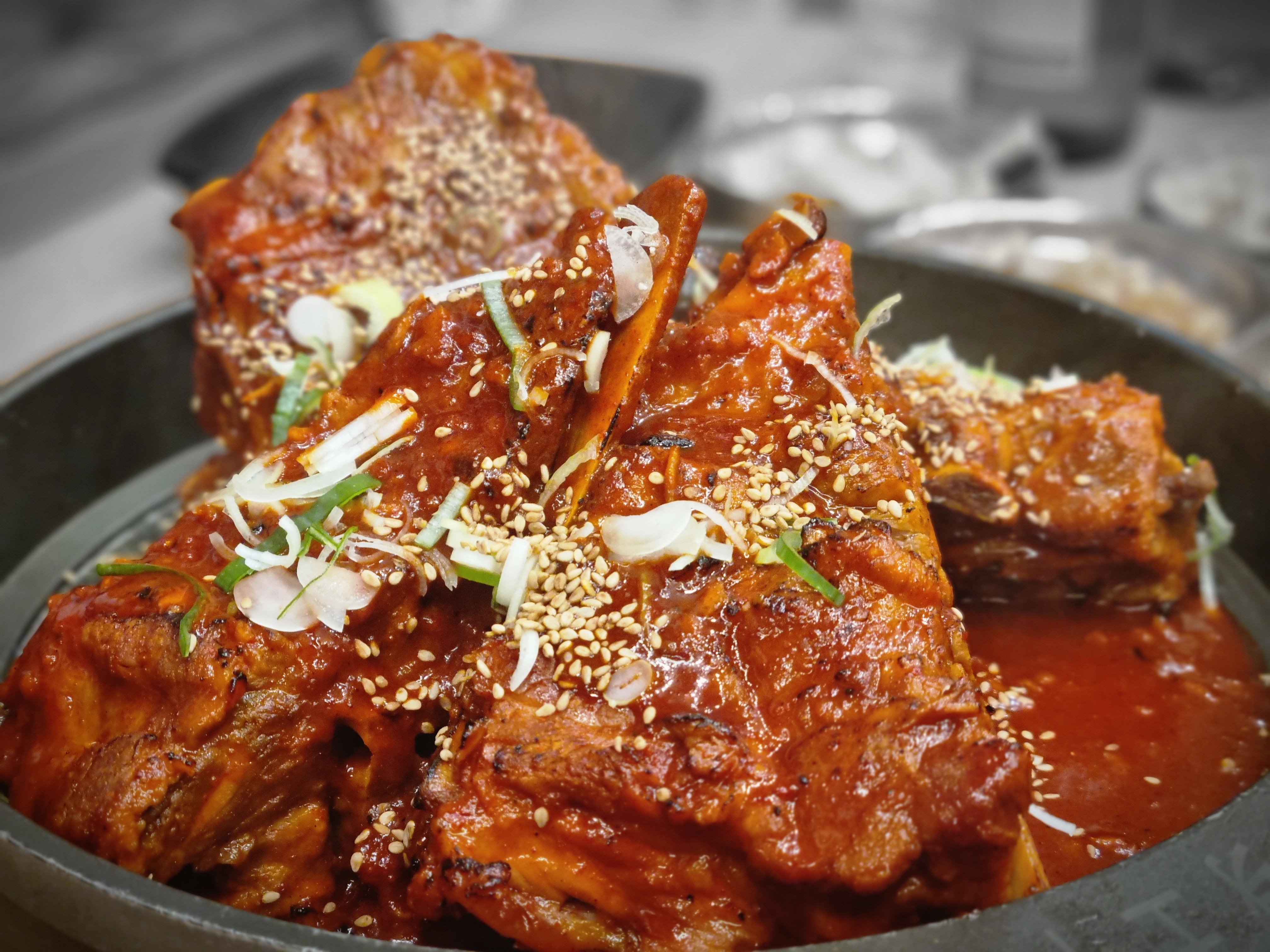 대전에서 먹는 특별한 맛!! - 대전 맛집 조프로뼈구이 관평점