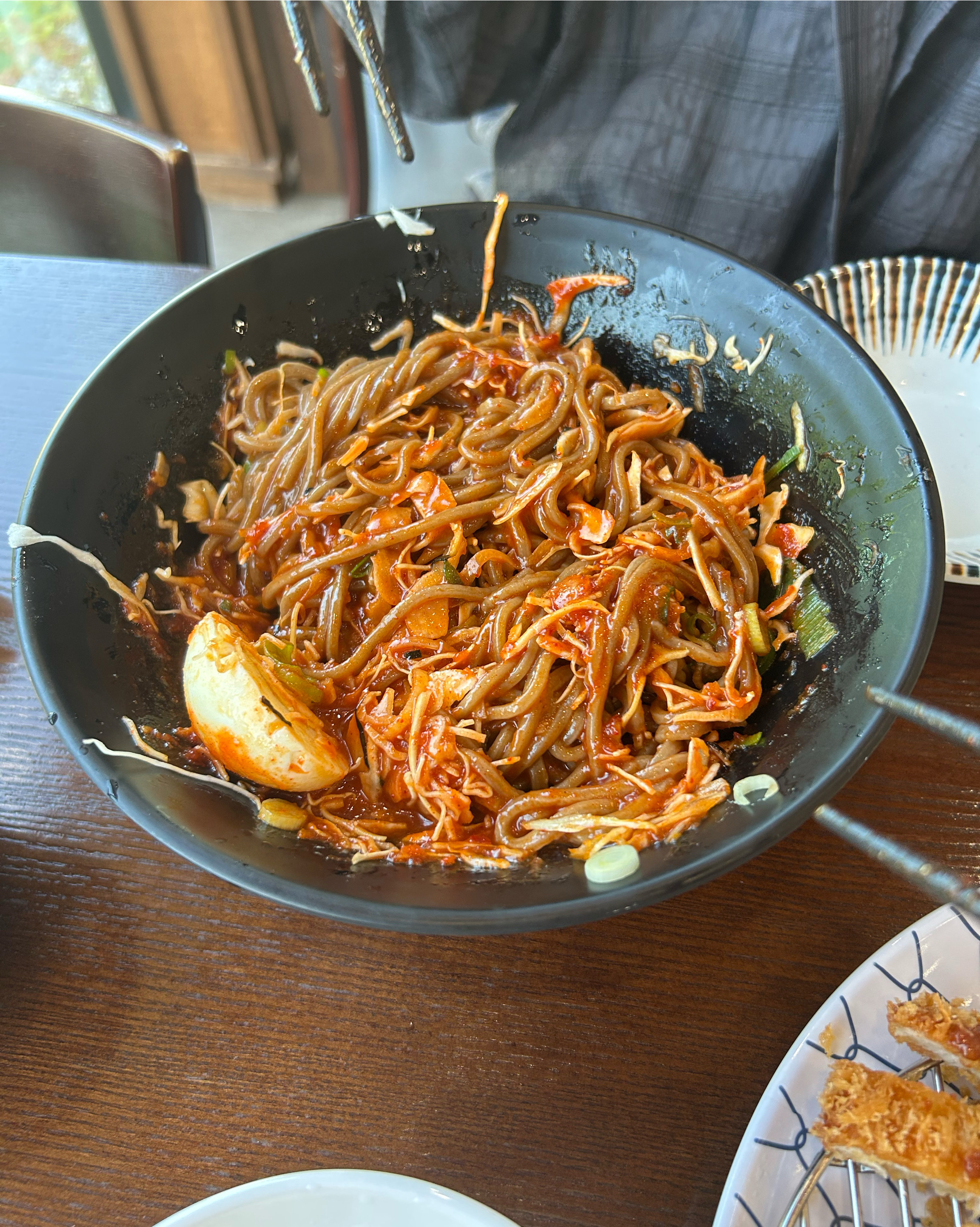먹다가 맛있어서 리뷰씁니다!면 쫄깃하구 재료도 신선해서 깔끔하게 맛있어요❤️특히 대게튀김