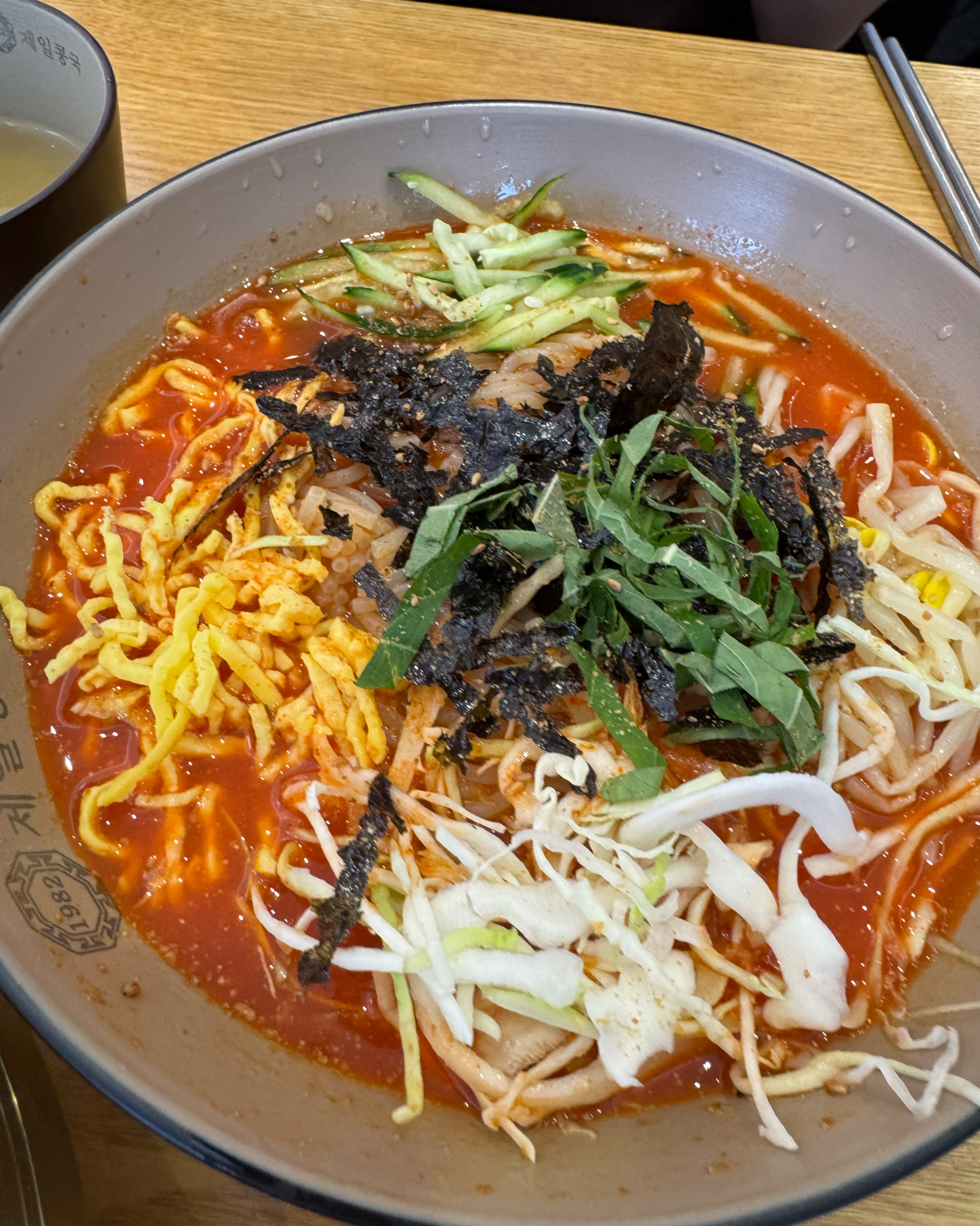 콩국만 먹었었는데 쫄면 비빔밥 수제비 다 맛있네요!!! 추천해요! - 대구 맛집 제일콩국