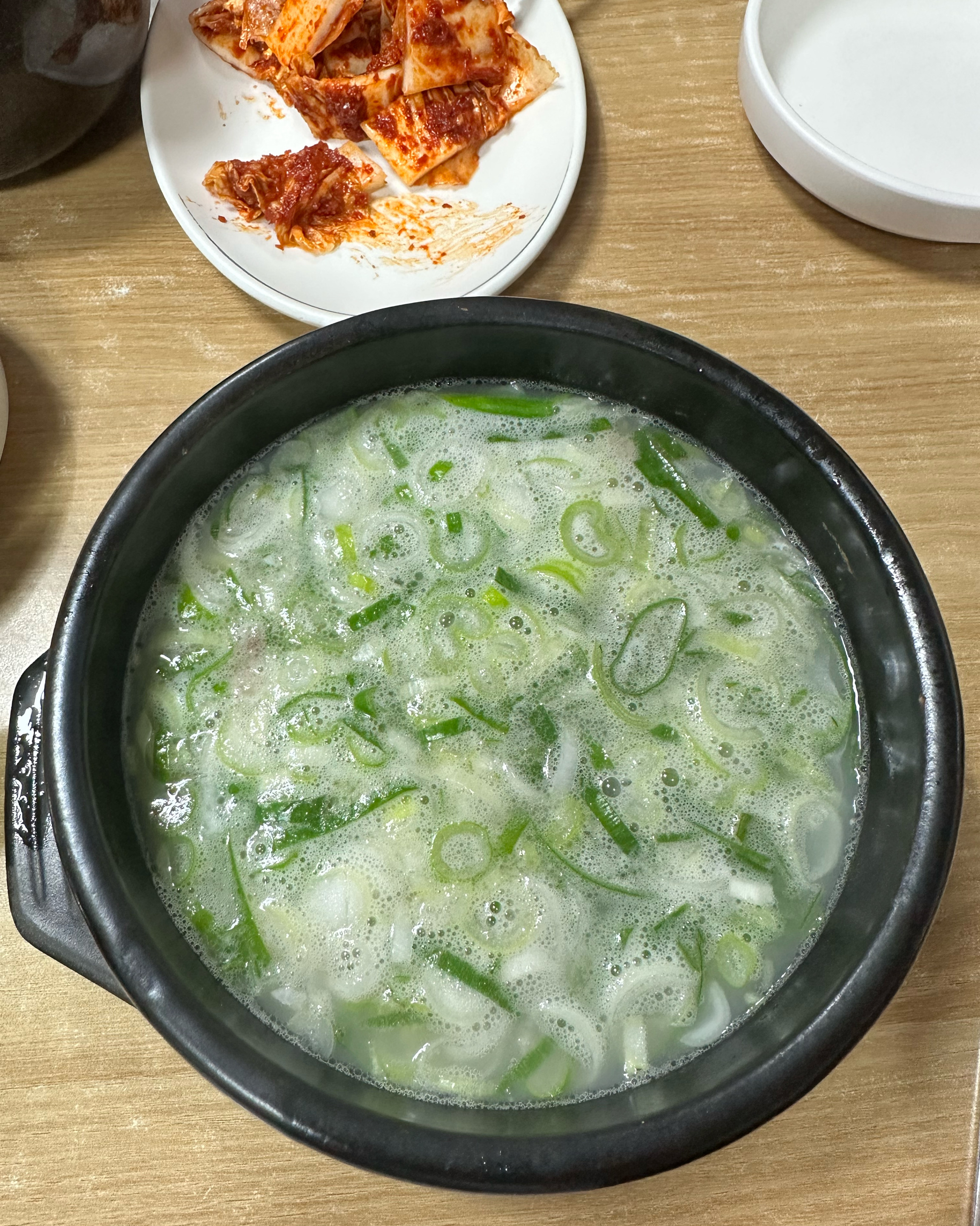 타이밍 좋게 웨이팅 없이 들어갔어요 - 대전 맛집 선화동소머리해장국