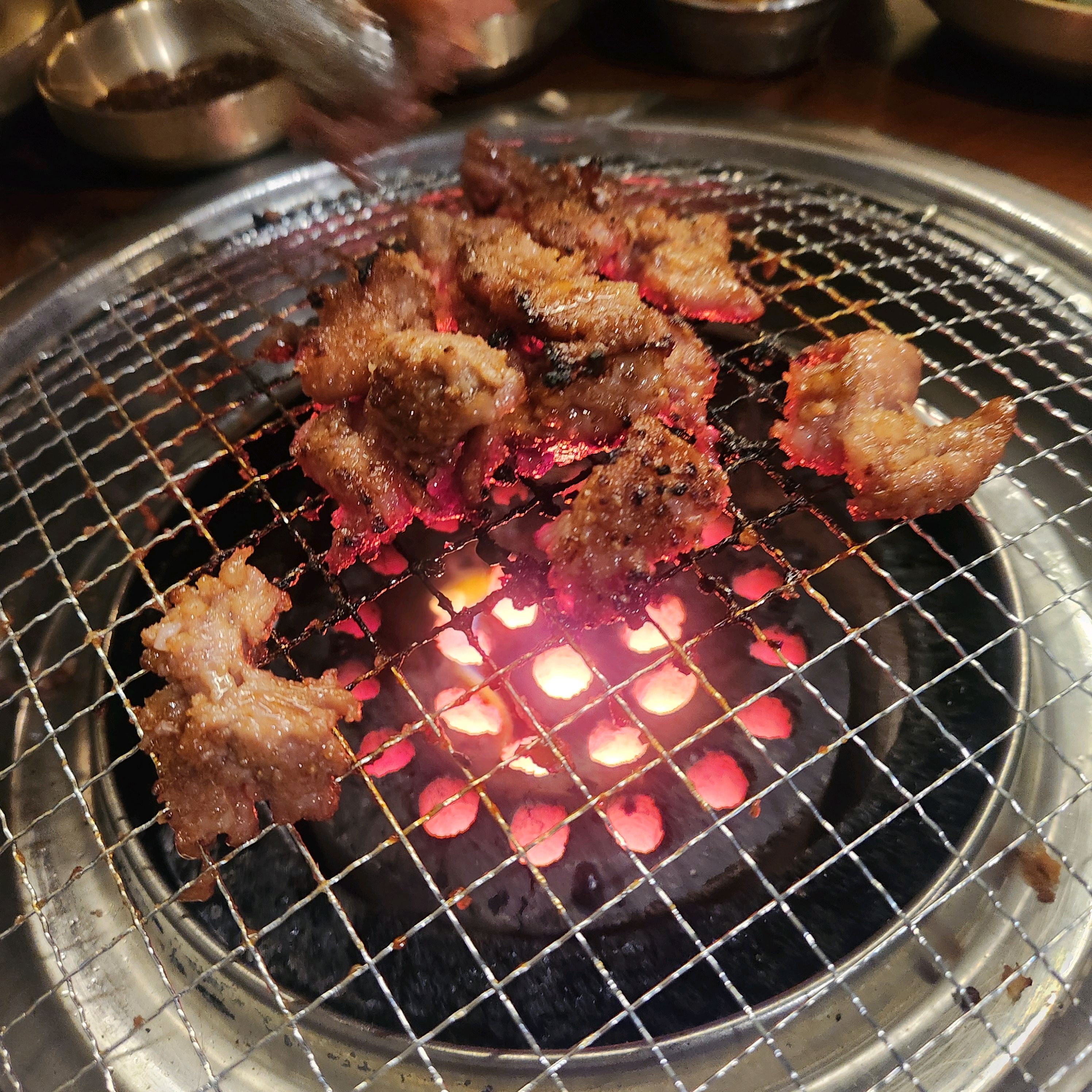 퇴근하고 한 잔 하러 왔는데 너무너무 맛있어요 - 대전 맛집 고깃리88번지 대전관평점