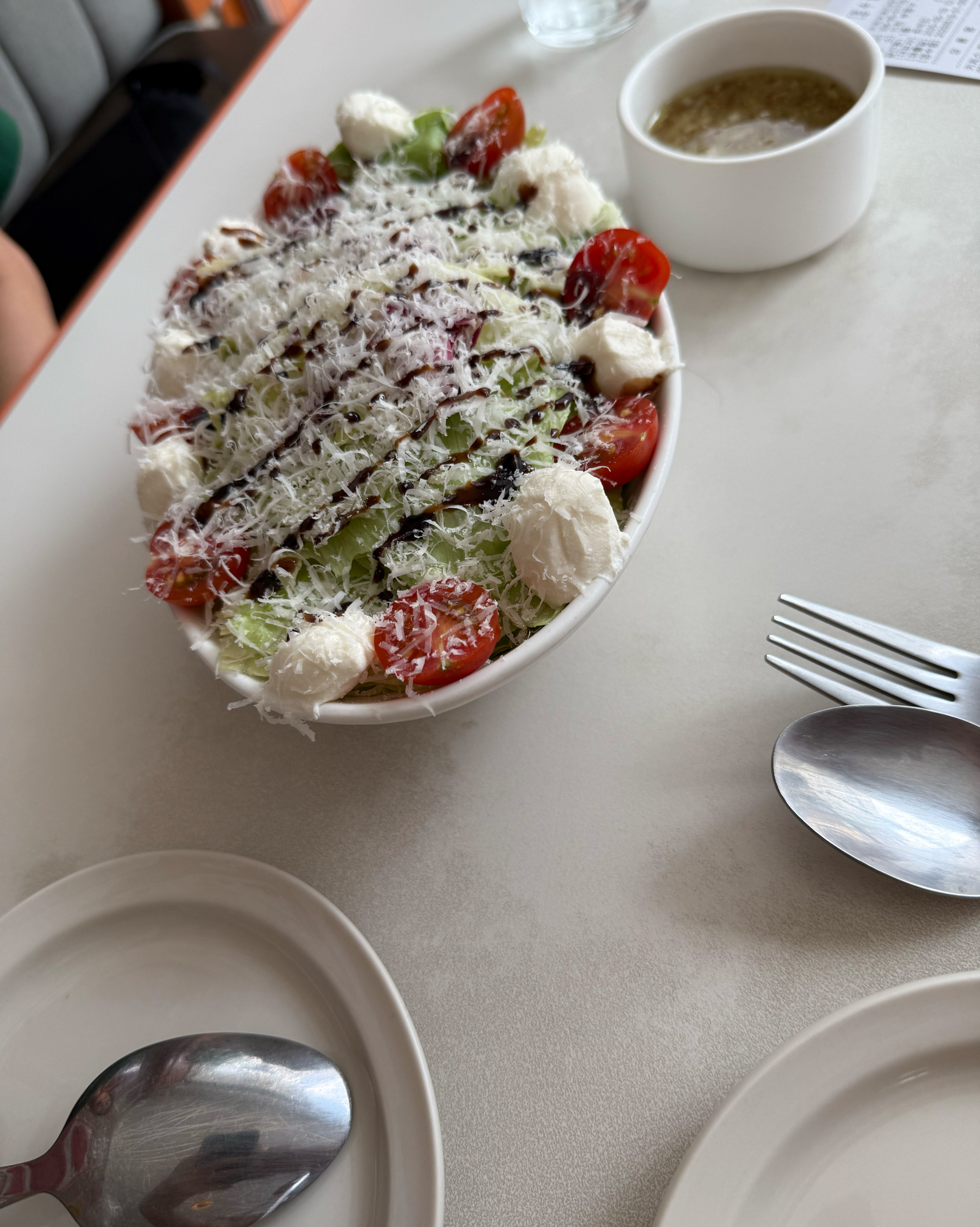 저번에 친구랑 오고 오늘은 언니랑 데이트 나와서 먹었어요 너무 맛있고 직원분들이 너무 친절