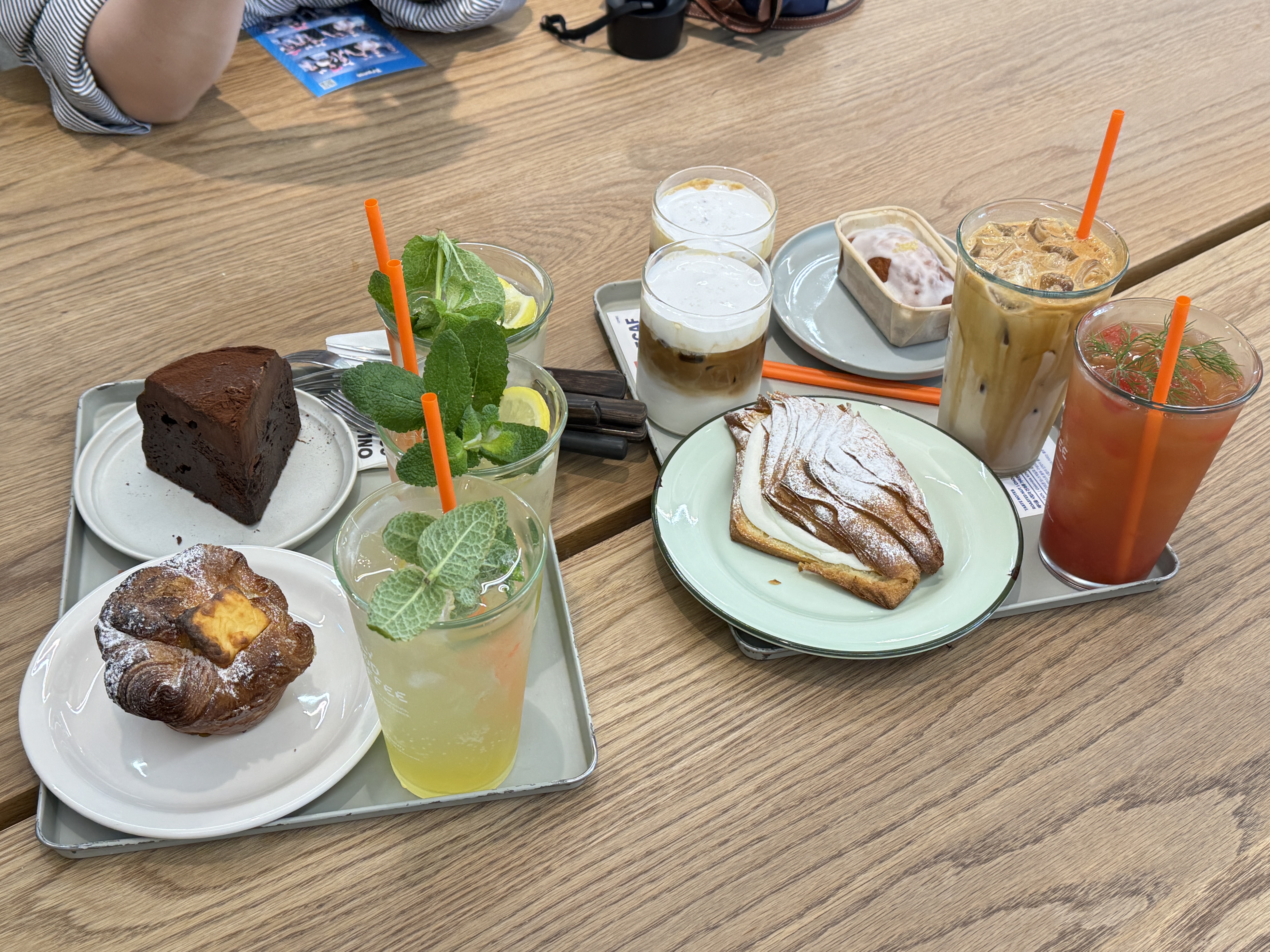 매장도 넓고 커피도 너무 맛있어요 - 대구 맛집 인더매스 삼덕