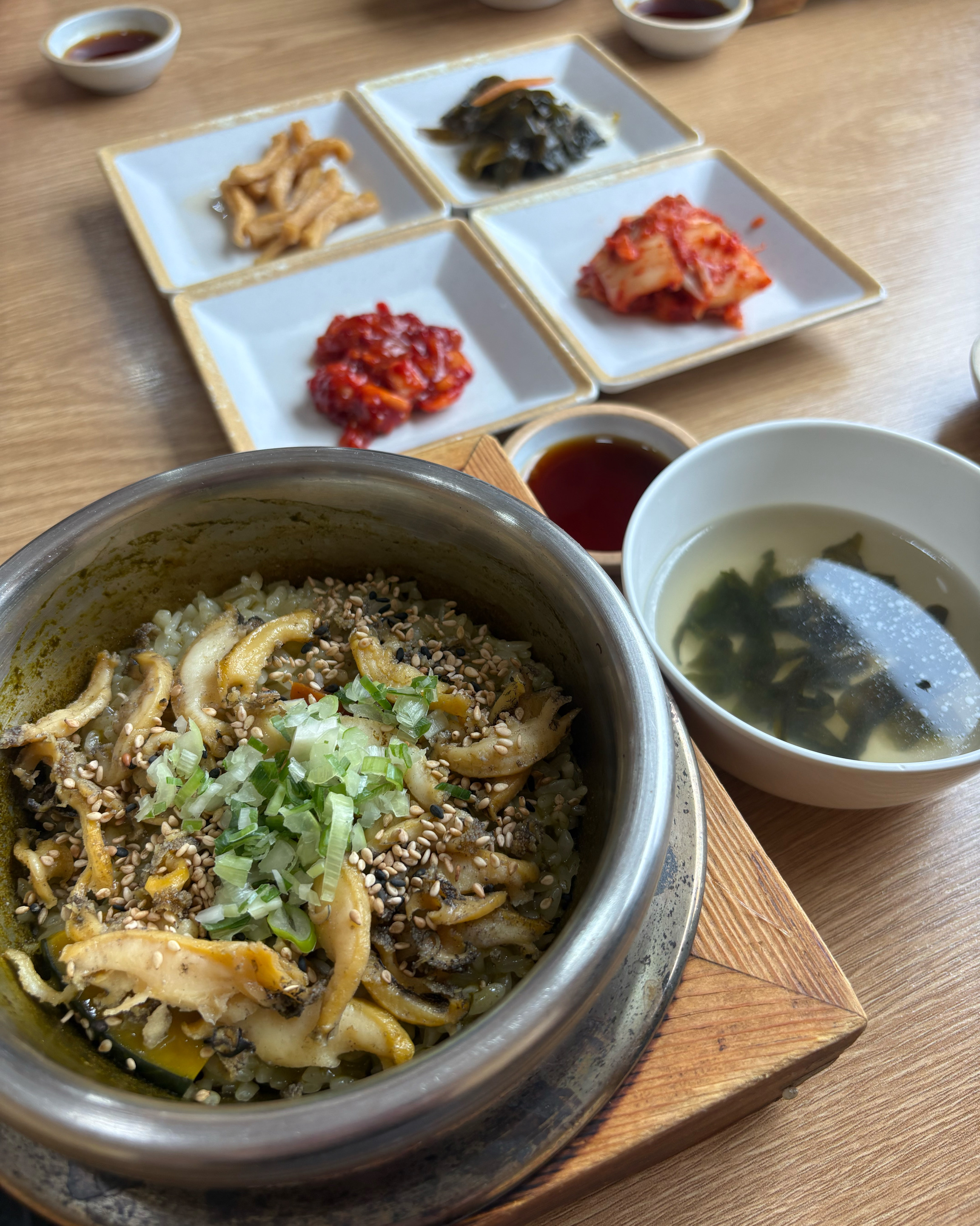 부모님 모시고와서 전복솥밥 참 맛있게 먹었습니다. - 제주 맛집 애월 온기