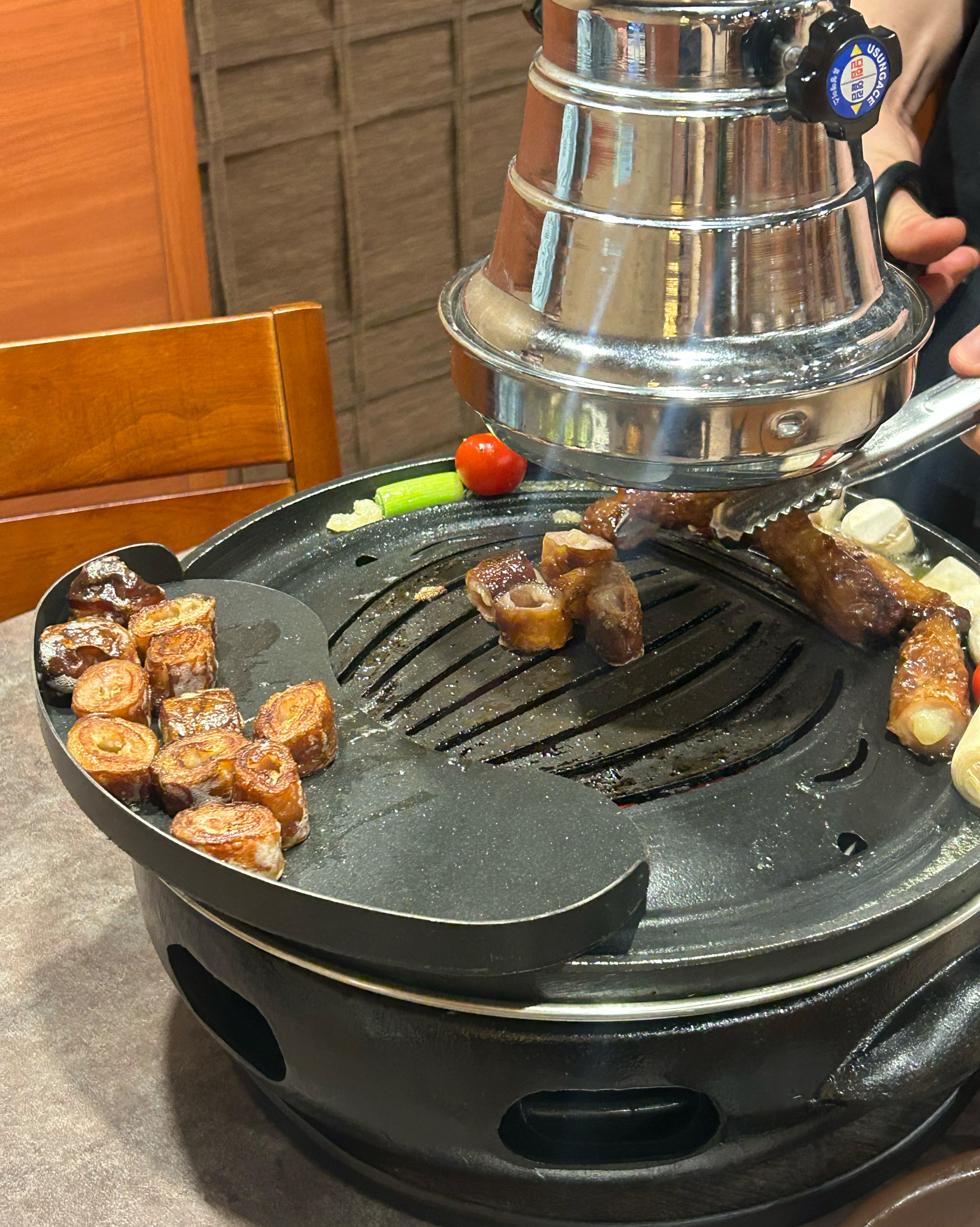 대구에서 막창먹고 반해서 왔어요 대구보다 맛있는것같아요 ㅠ 입에서 녹아요!!! 소스도 다양