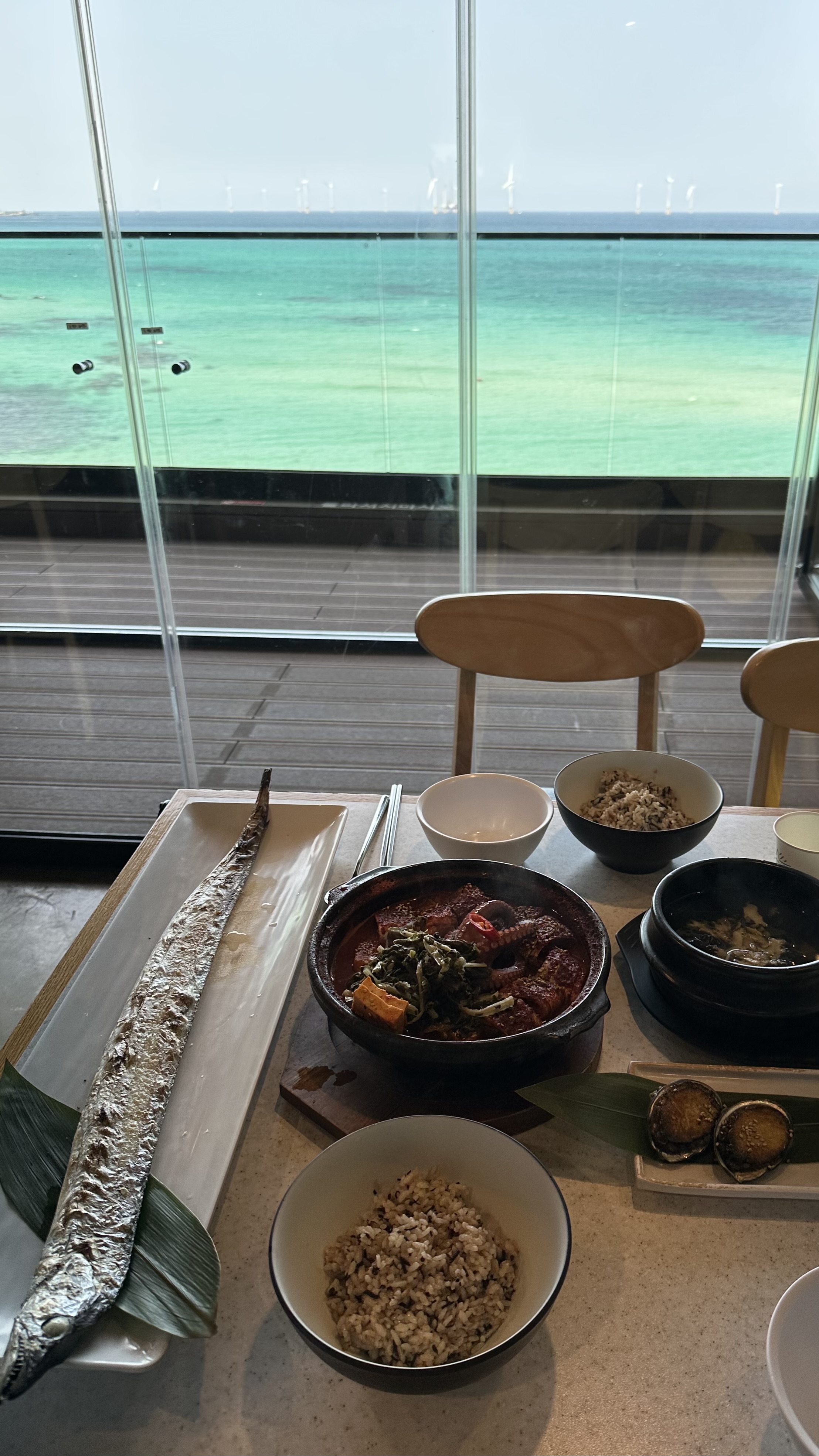 세트 구성 좋아요! - 제주 맛집 갈치바다 애월점