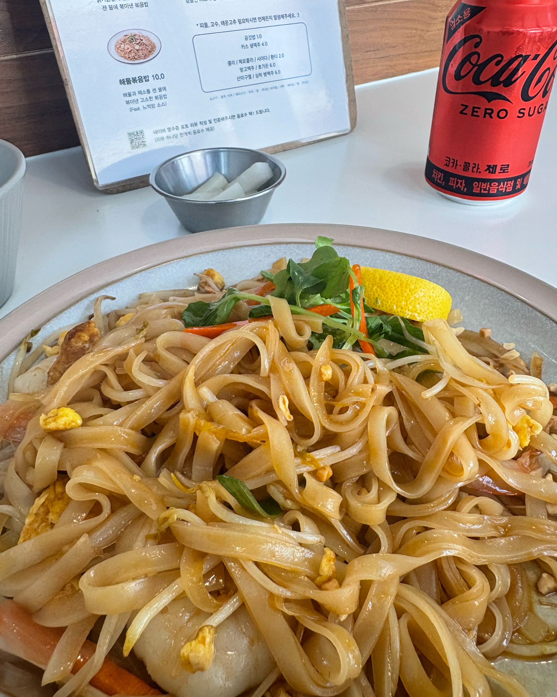 팟타이 너무 맛나요 🫶🫶 - 대구 맛집 사파키친