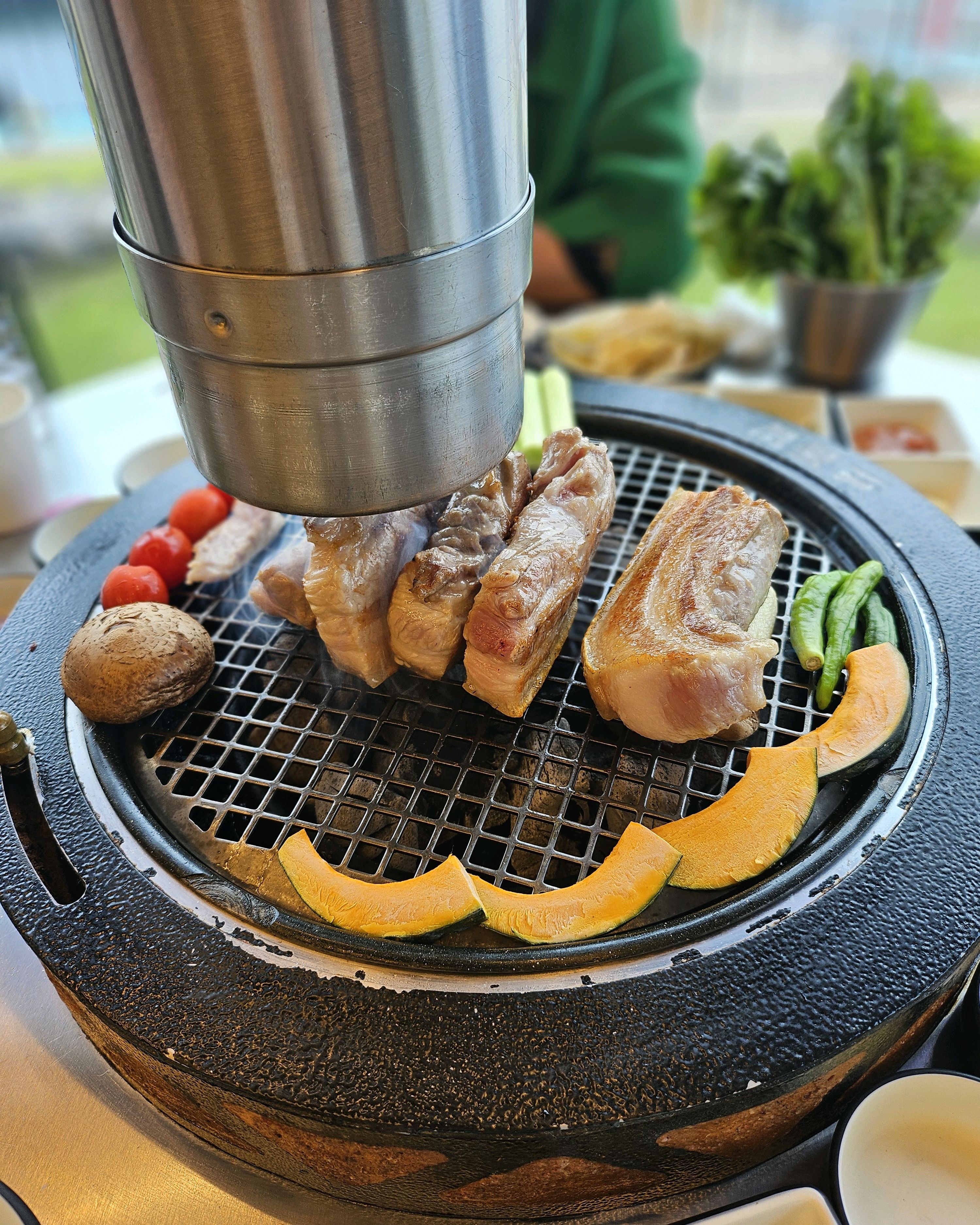 할머님들 모시고 방문했어용 - 제주 맛집 돝밭 애월흑돼지