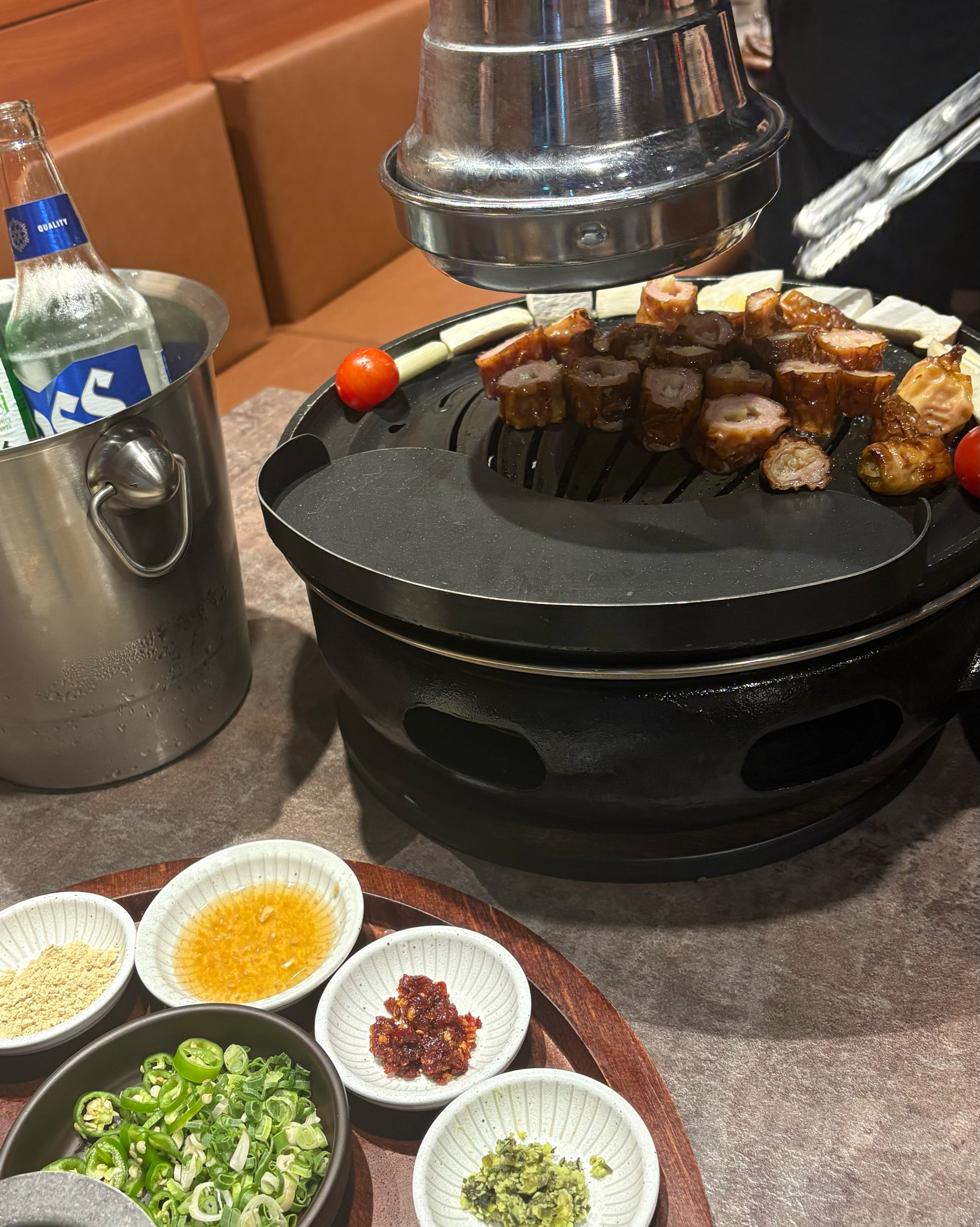 대기 걸어두니까 생각보다 빨리 들어왔어요! 음식들이 다 맛있고 인생막창입니다 사이드도 다 