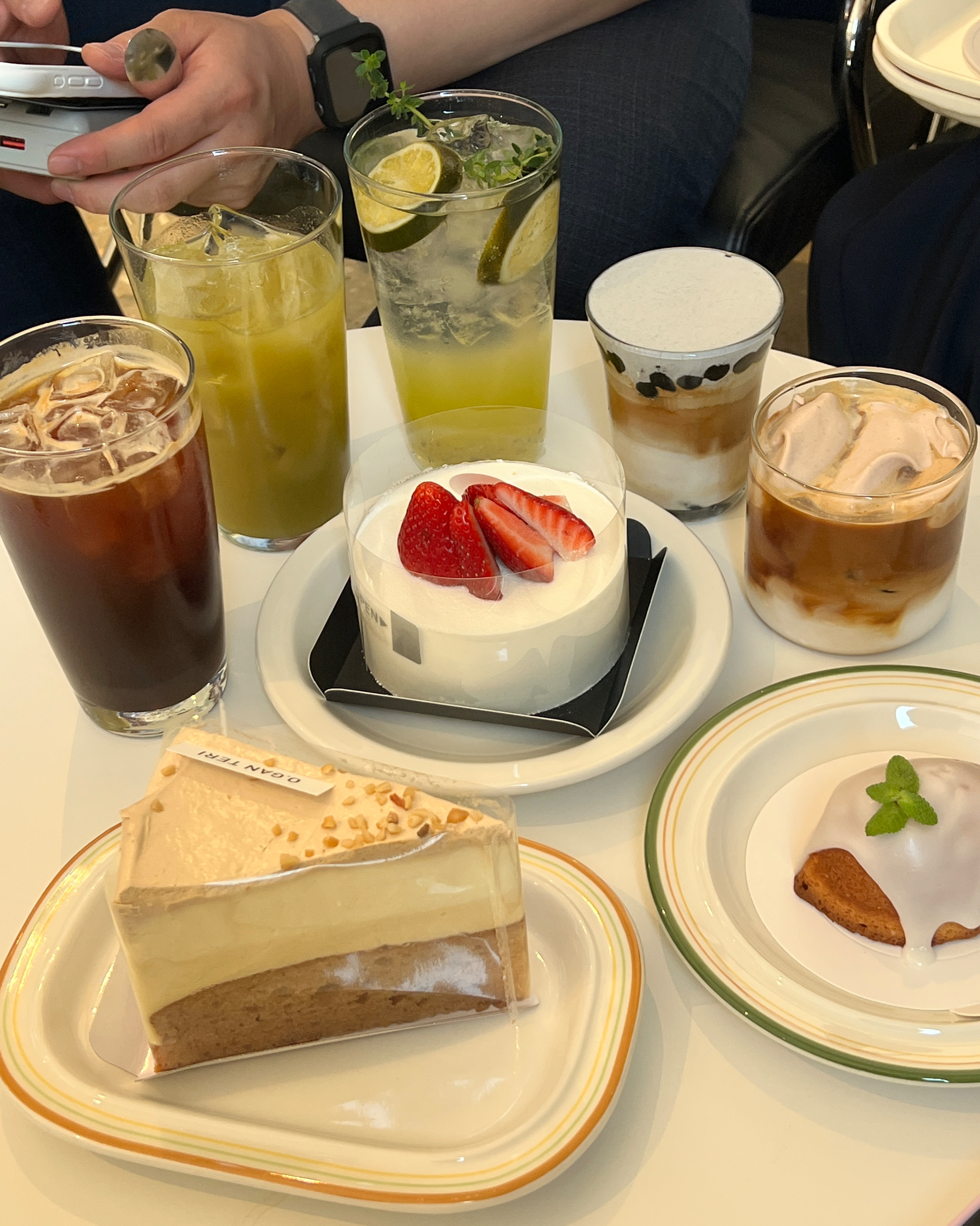 건물 멋있고 커피도 맛있고~🍀💓 - 대전 맛집 공간태리