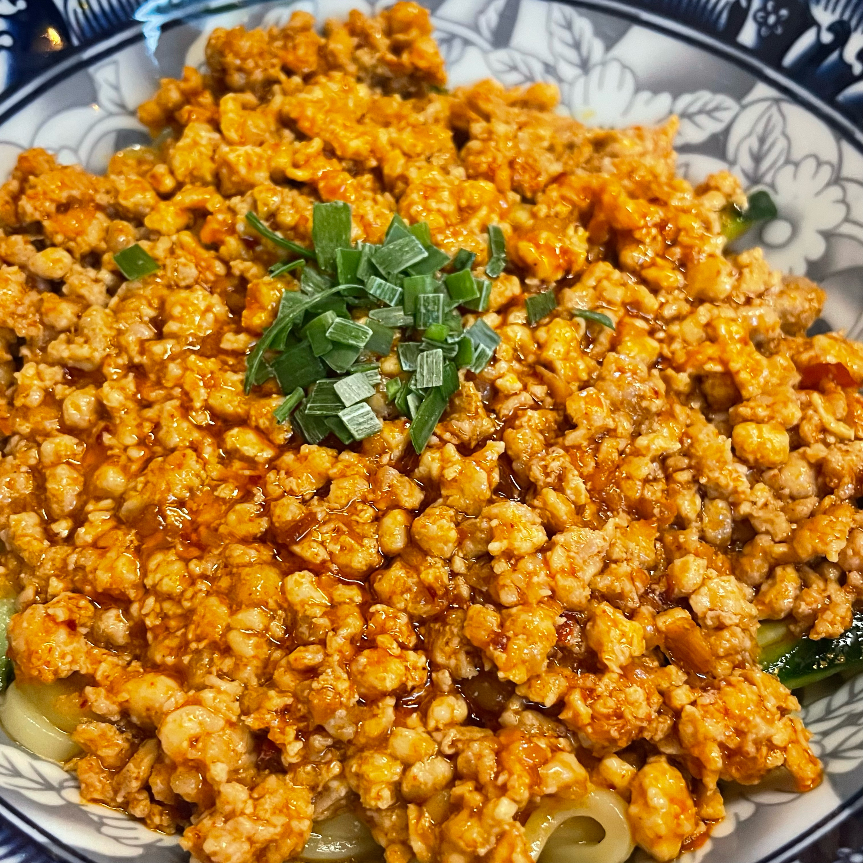 덕클 늘 올때마다 음식이 너무 맛있어서 자주방문합니다!! 언제나 친절하시고 음식도맛있고 특