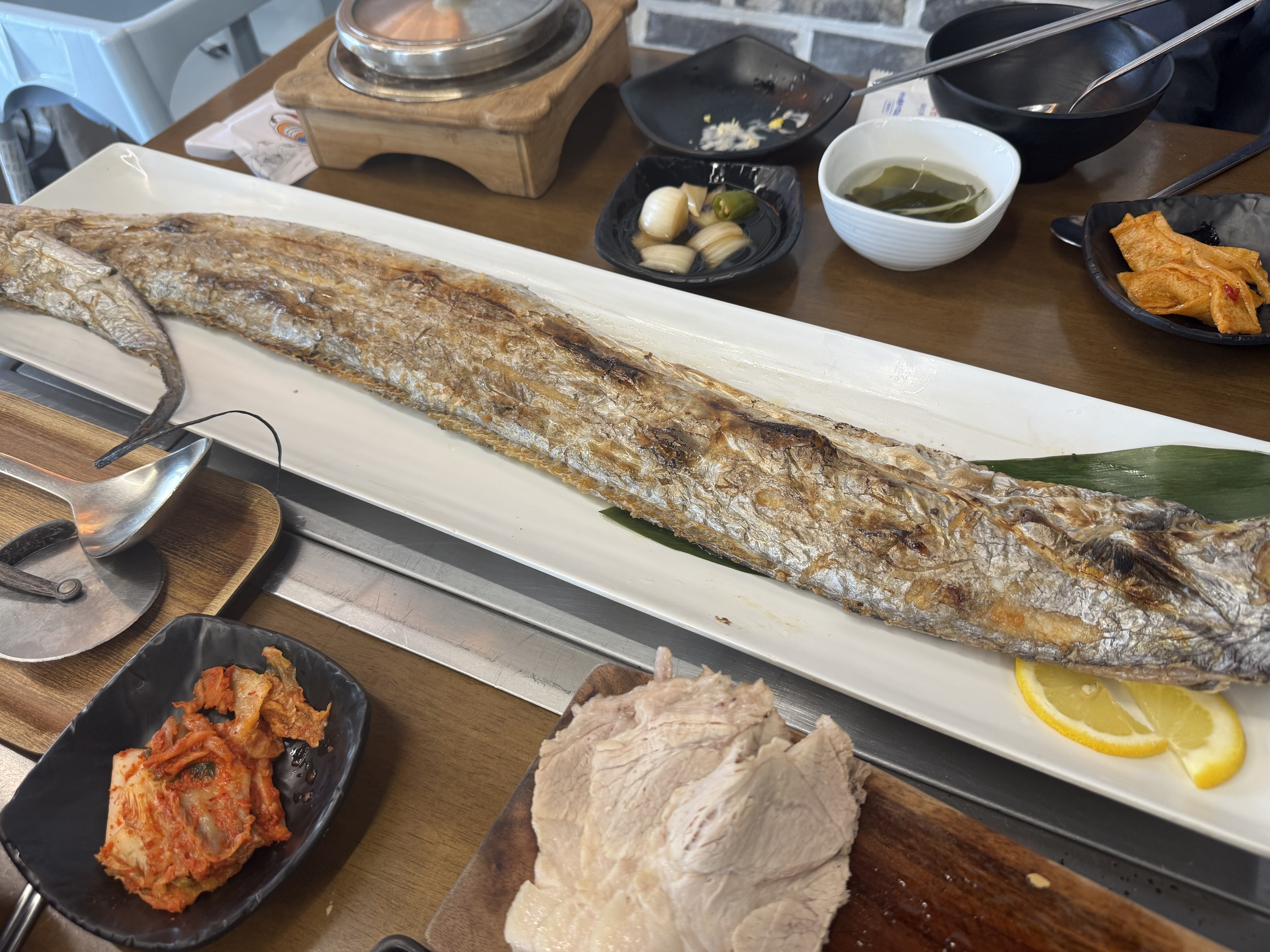 가족들과 여행 중에 마지막 식사로 방문했어요~ - 제주 맛집 애월 갈치 암행어사