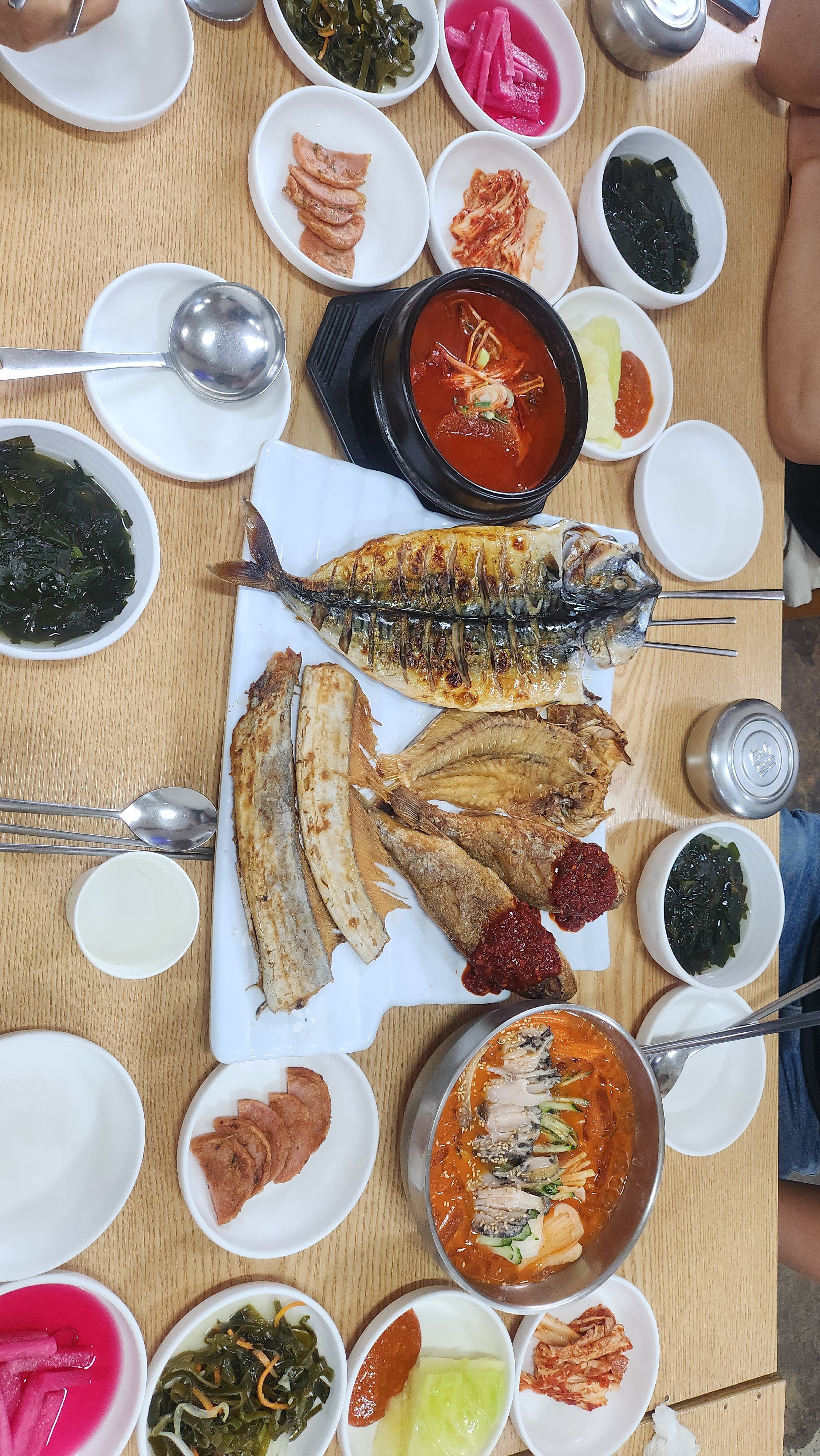 동생네 부부랑 어머님 모시고왔는데 - 제주 맛집 올레마당 제주산방산점