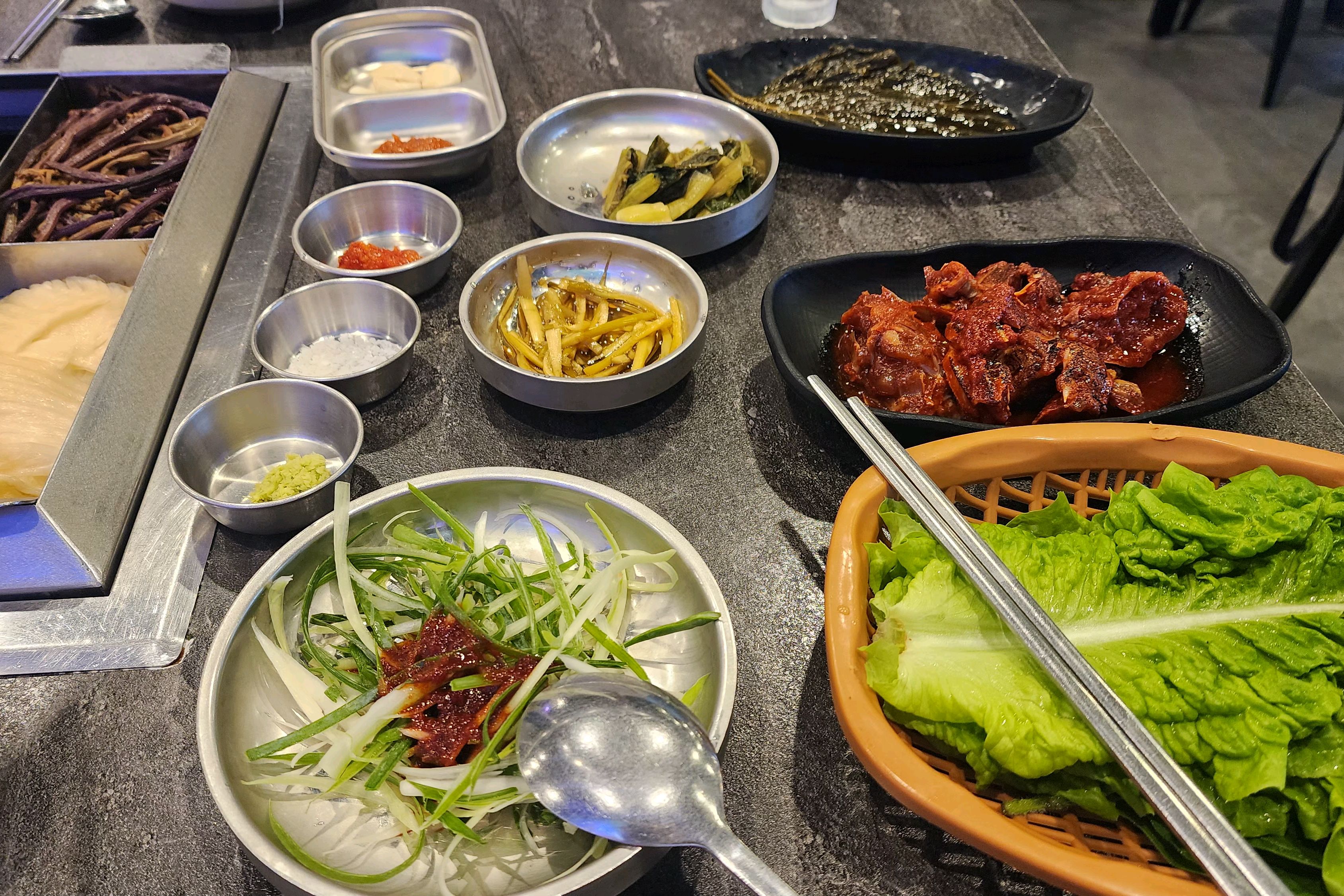 고기 구워줘서 좋구요. - 제주 맛집 제주공항그때그집