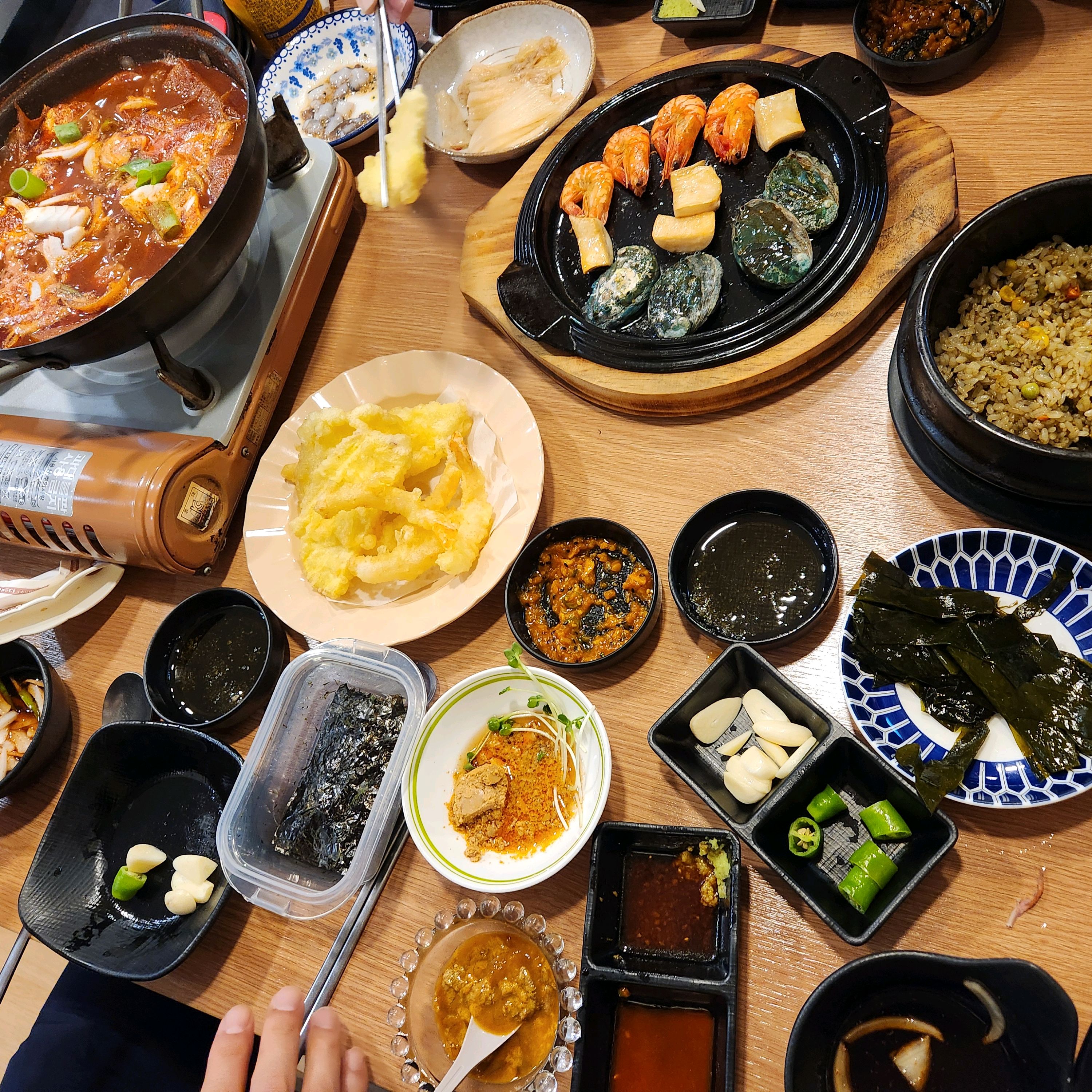 이집 대박이예요~~주인장 맘대로 4인 먹었는데 - 제주 맛집 은강 제주공항본점