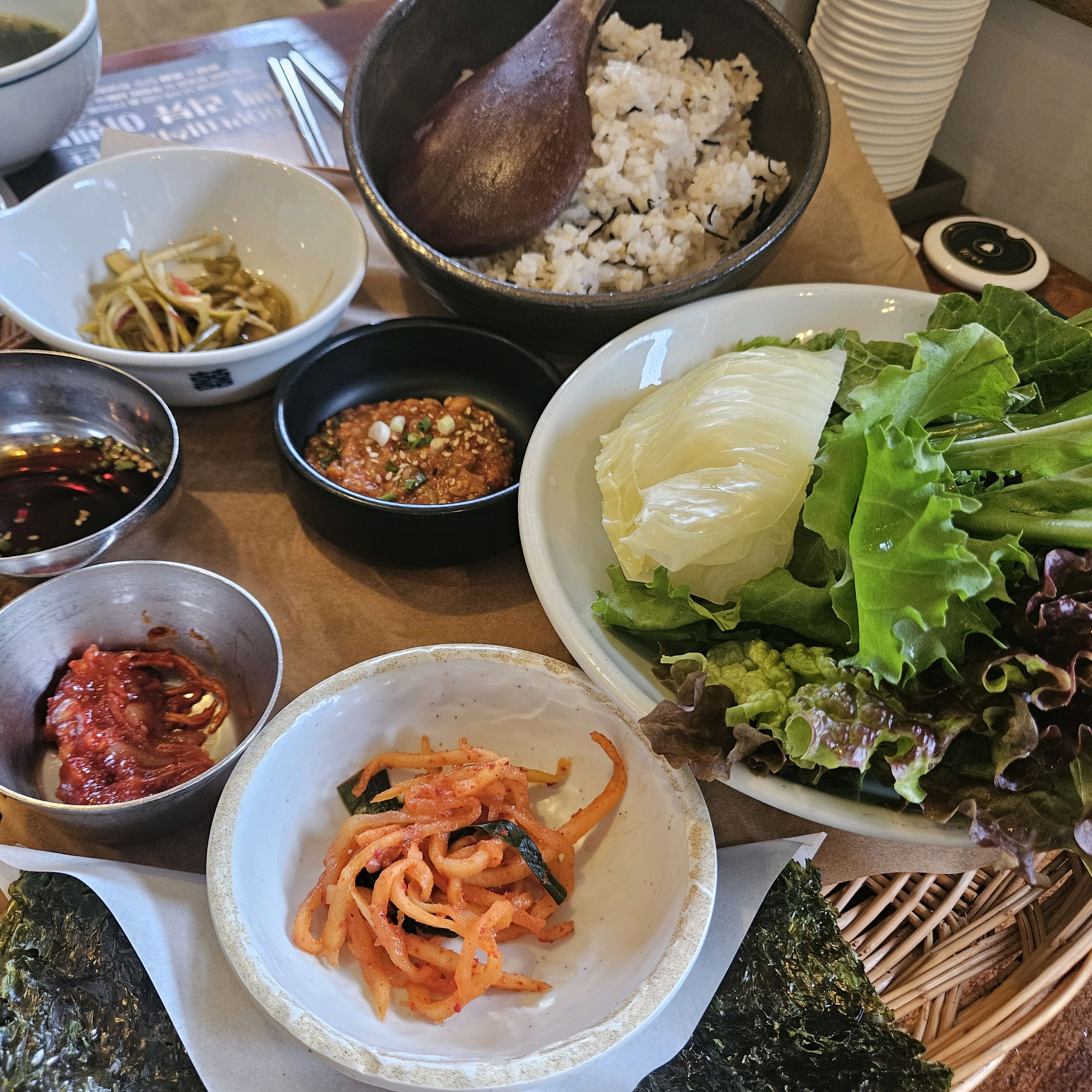 지인들한테 맛집이라는 얘리를 하도 들어서 - 제주 맛집 고집돌우럭 제주공항점