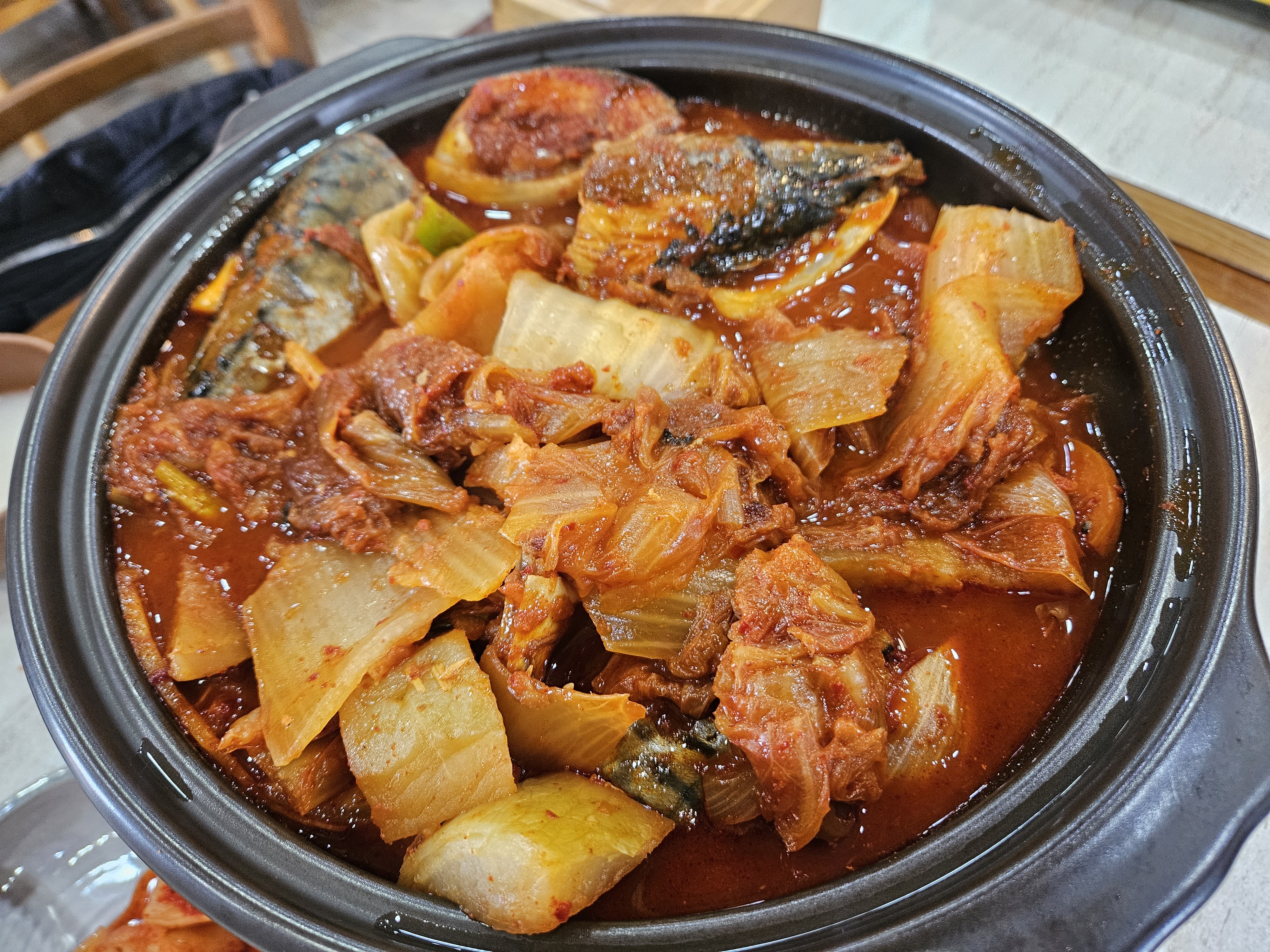 너무너무 맛있어요!! 찐맛집 찾아서 기분좋게 먹고 갑니당❤️❤️❤️ - 제주 맛집 바다속고등어쌈밥 제주애월본점