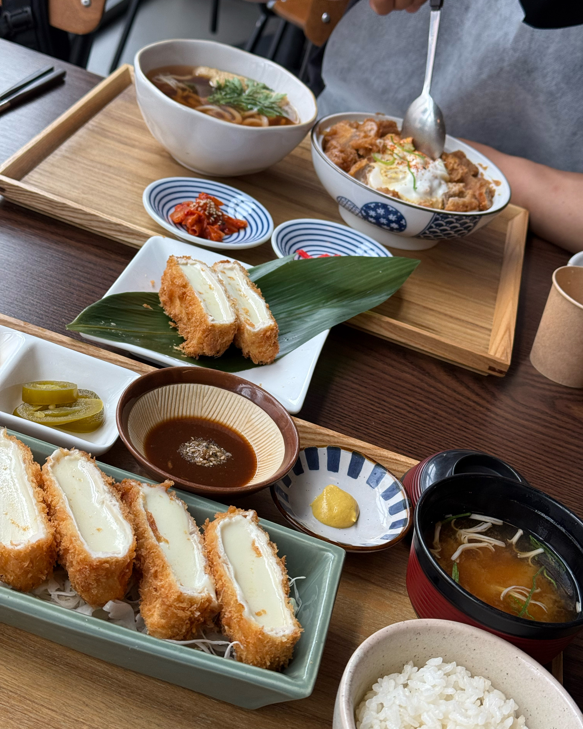 서비스도 친절하고 너무 맛있었어요~ - 대구 맛집 하지메 카츠 대구동성로점
