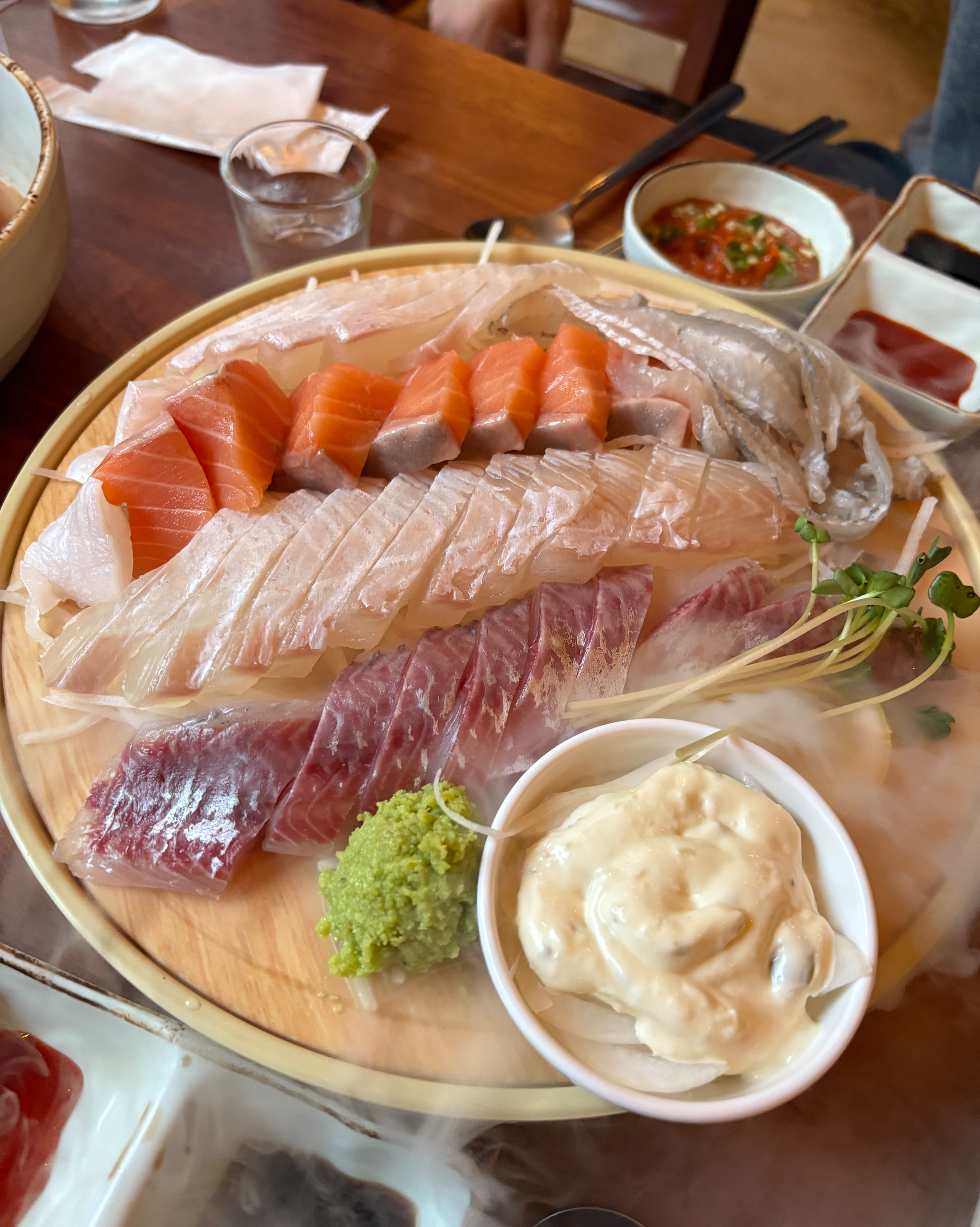 분위기가 좋고 메뉴구성이 깔끔해서 데이트하기 좋았습니당 - 대구 맛집 구공회