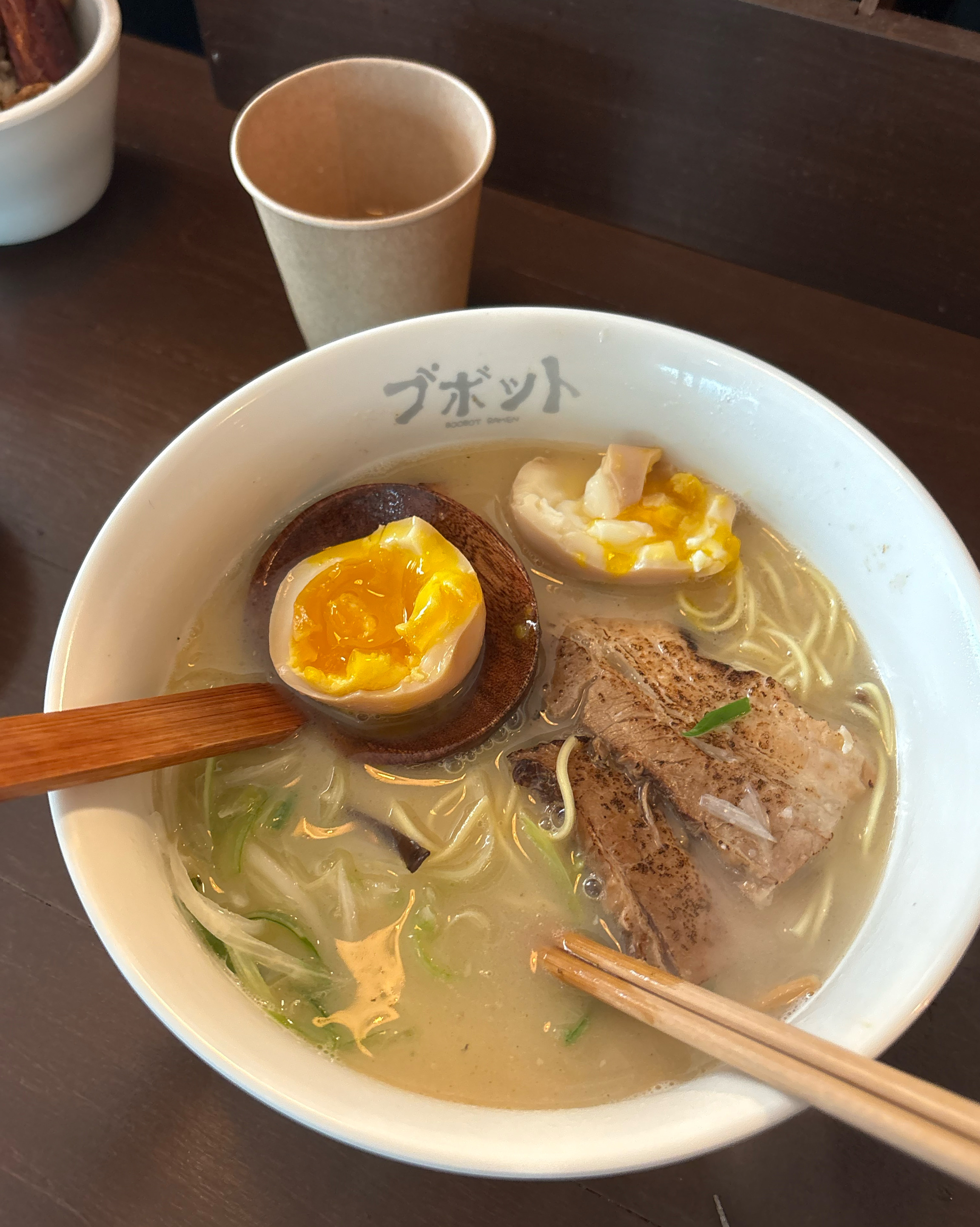 맛잇고 음악도 좋아요. 잘먹었습니다!!!! - 대전 맛집 라멘 부보트
