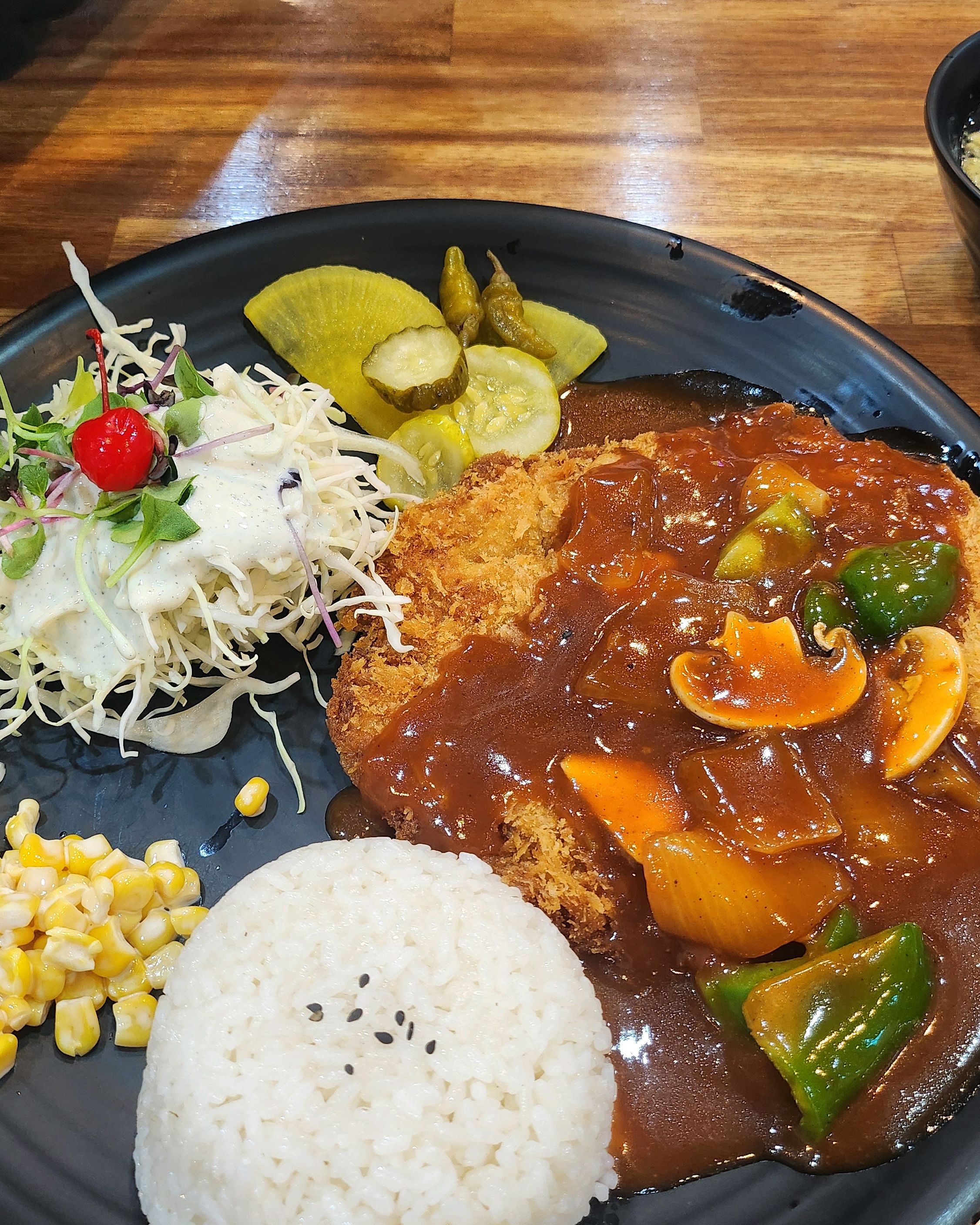 5번째방문으로 완전 맛있는 맛집입니다 돈가스와 토스트는 거의 맛짱입니다~재방문의사 있어요~