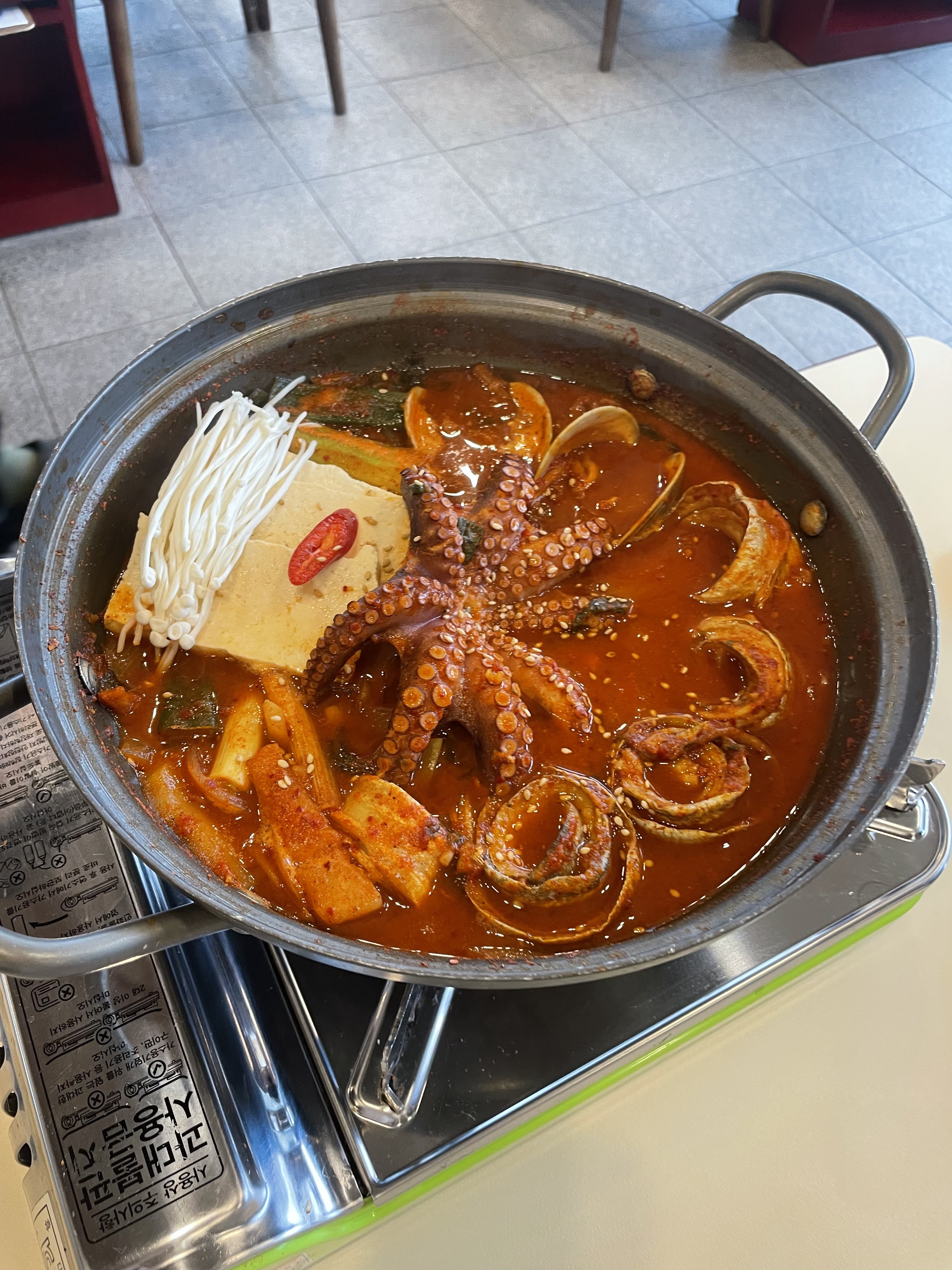 갈치조림 너무너무 맛있어요 순살이라 그냥 떠서 먹으면 돼서 편해요 - 제주 맛집 정민이네갈치 월정리본점