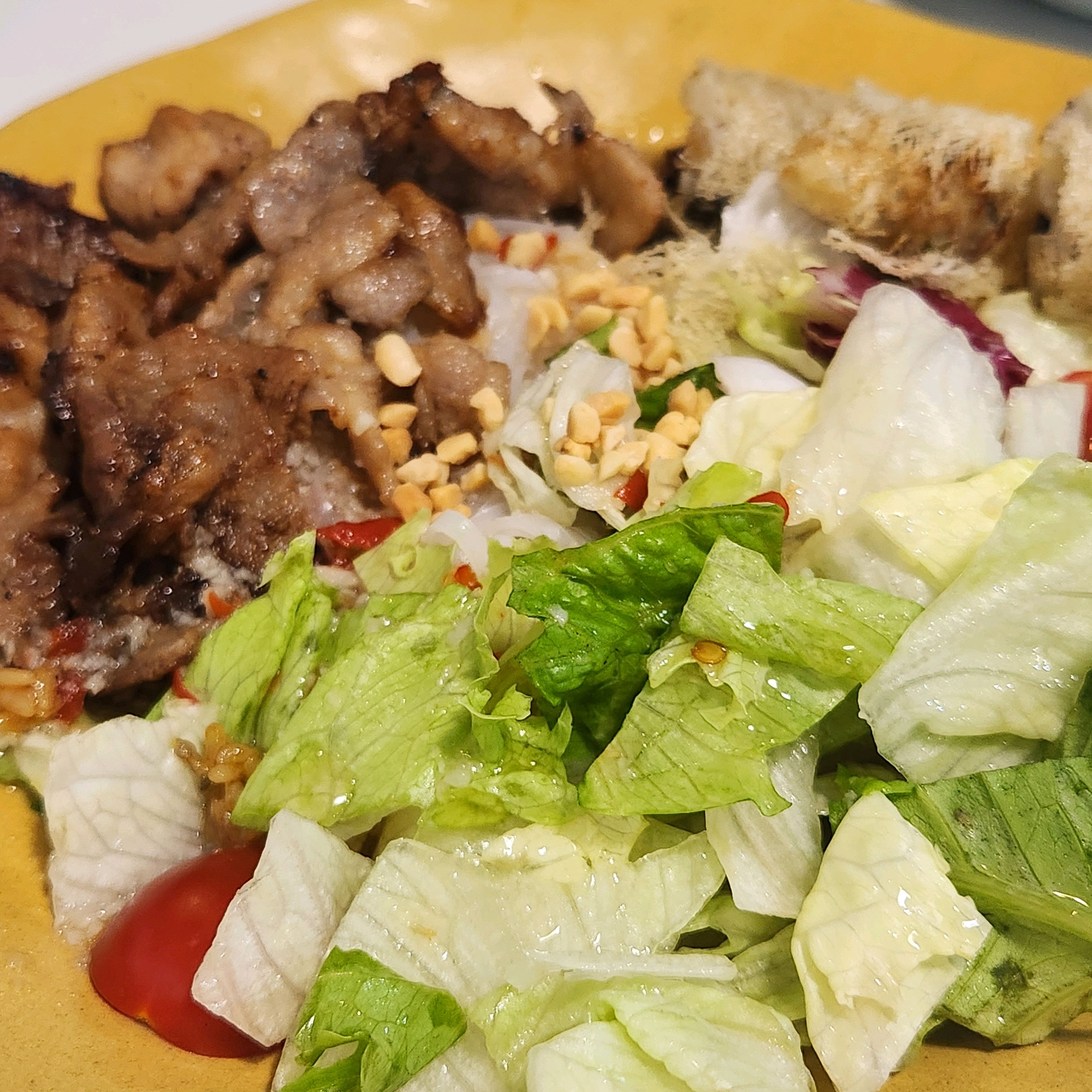 오아 진짜 맛있어요!! 오랜만에 분짜가 너무 먹고싶어서 근처 식당 찾아서 온건데 완전 맛집