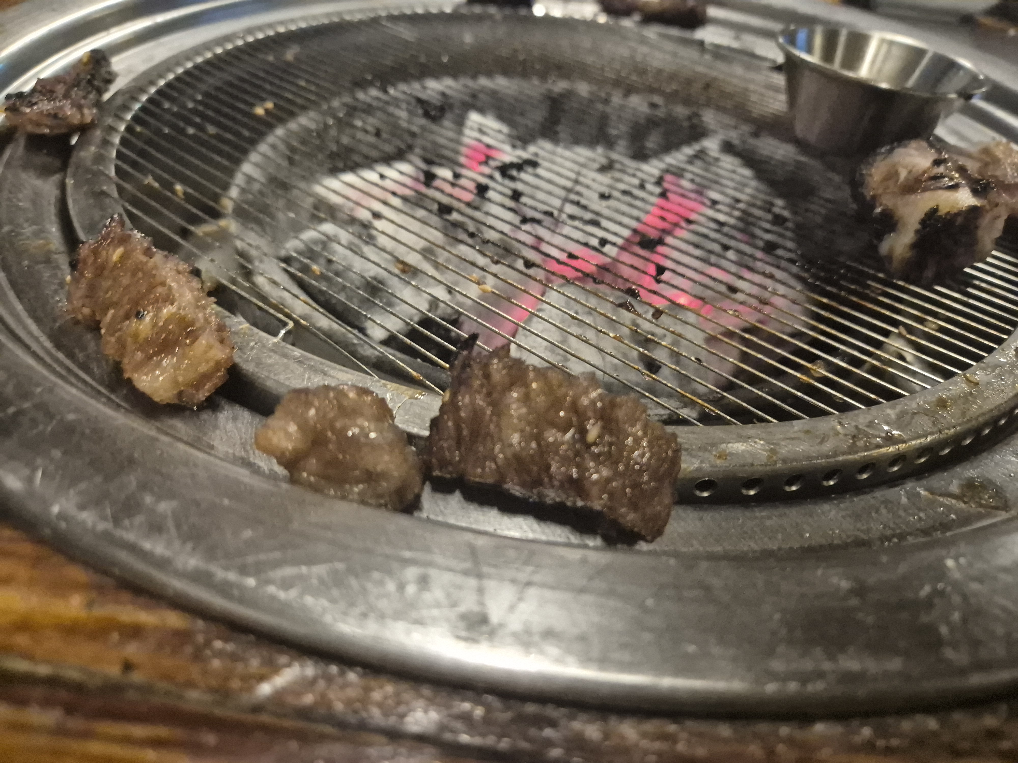 숯불도 좋고 고기 너무 맛있어요! - 대구 맛집 스무고개