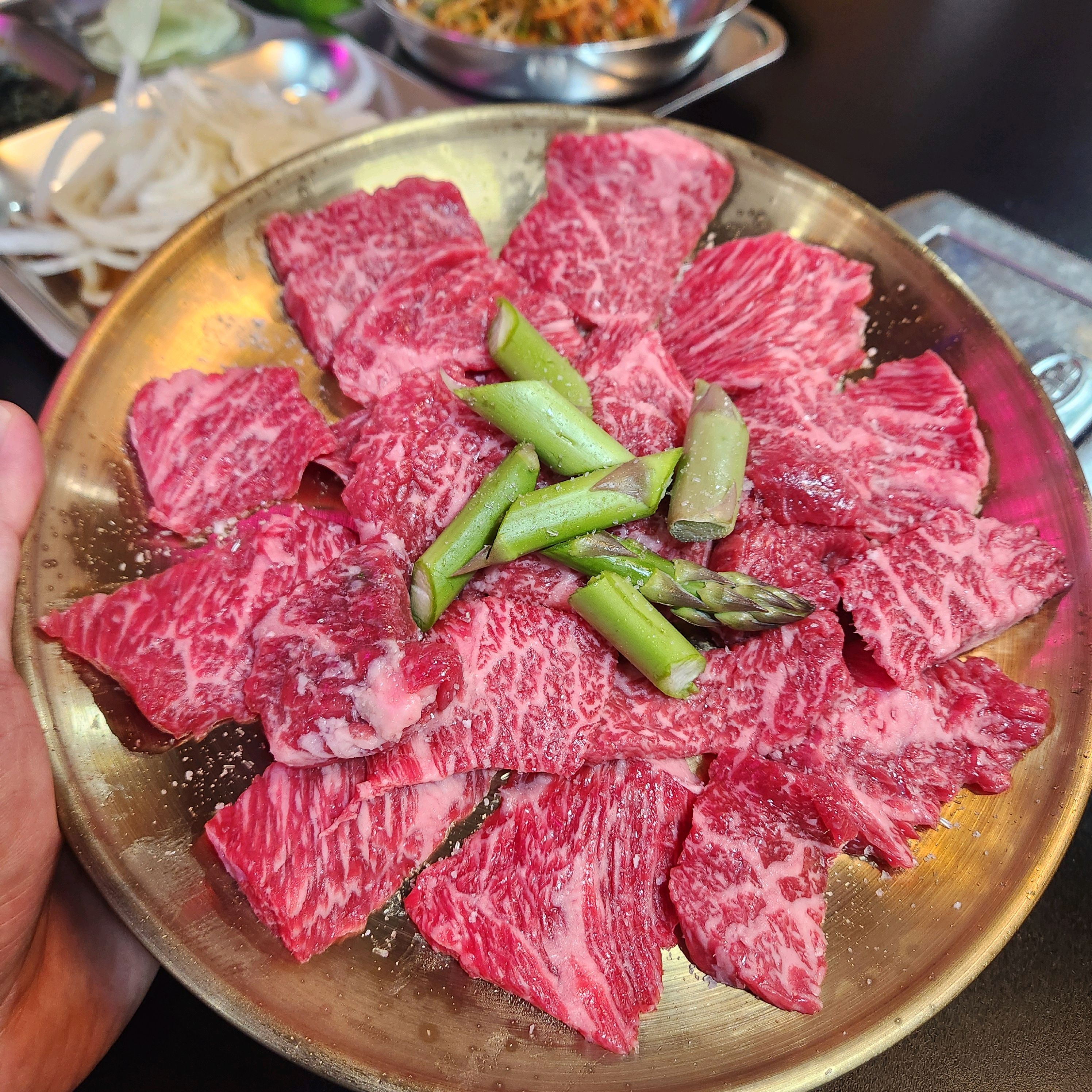 요즘 고기 맛집 많이 다녀봤지만, 본진삼겹살 구월본점은 진짜 인정입니다. - 구월동 맛집 본진삼겹살 구월본점