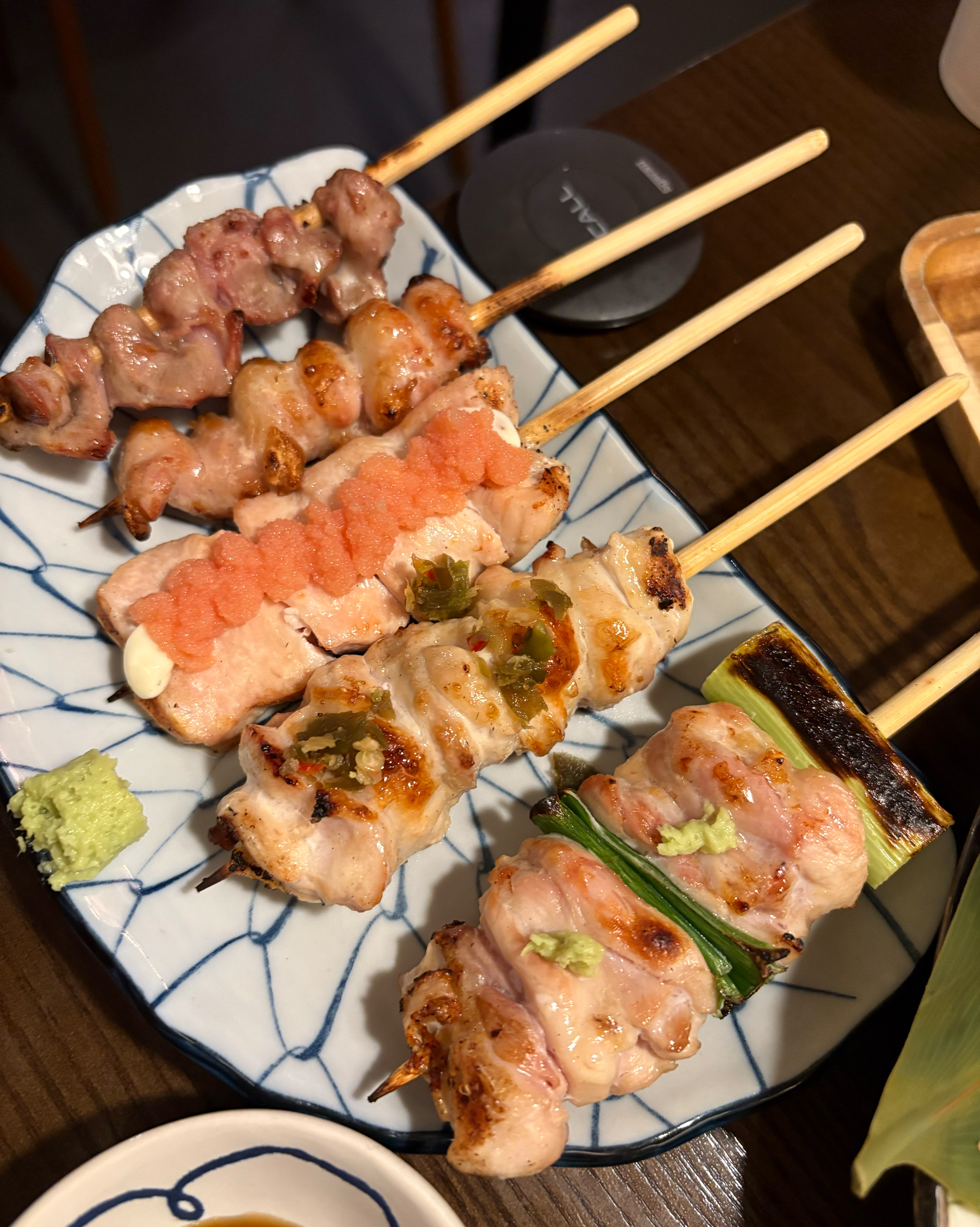 닭꼬치, 닭샤브샤브 닭고기가 엄청 신선하고 너무 맛있게 먹었어요! 뚝섬역에서 가까워서 찾아