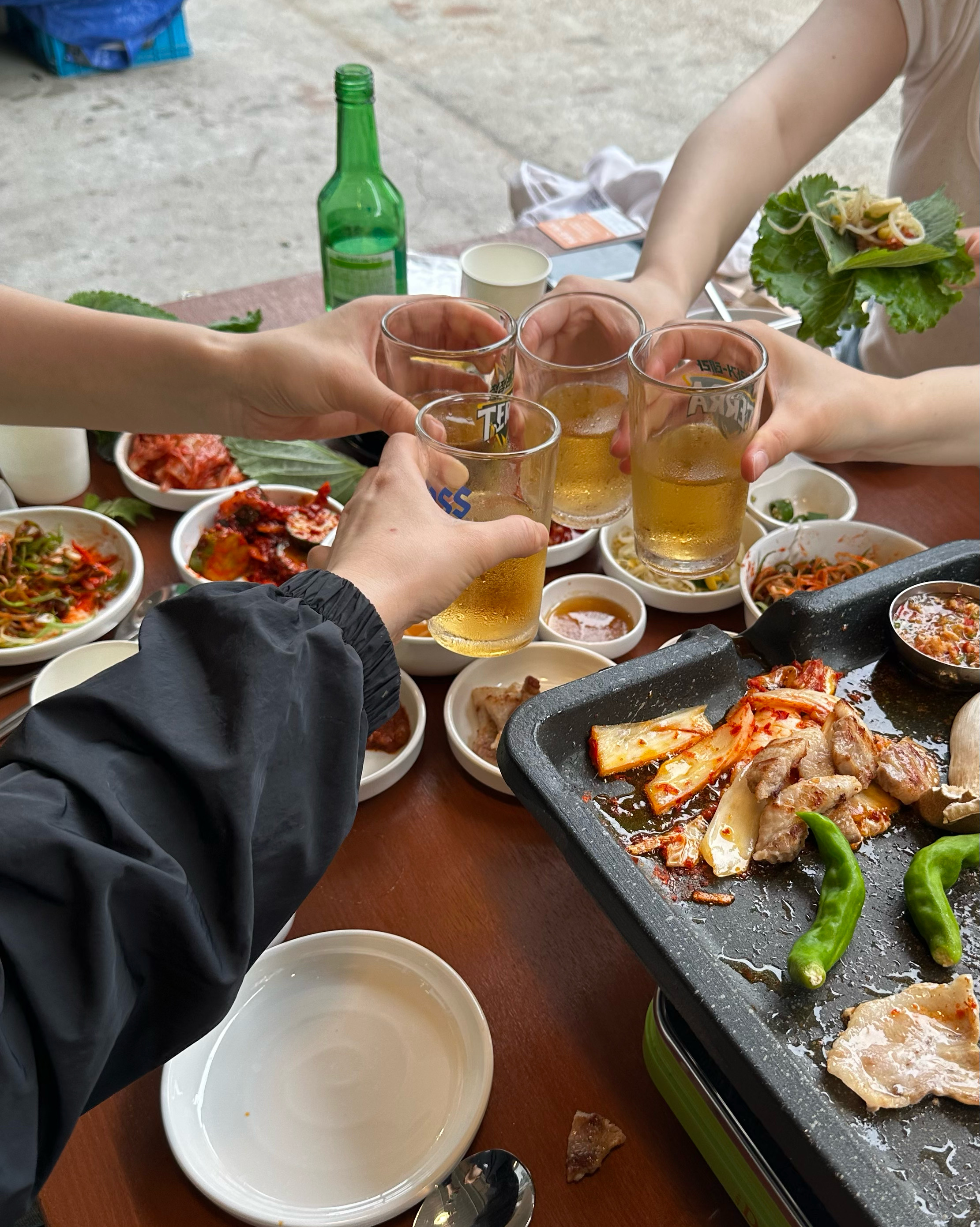 친한 언니가 와보구 싶다해서 언니 지인이랑 다같이 왔는데 야외에 평상도 있고 너무 좋아요!