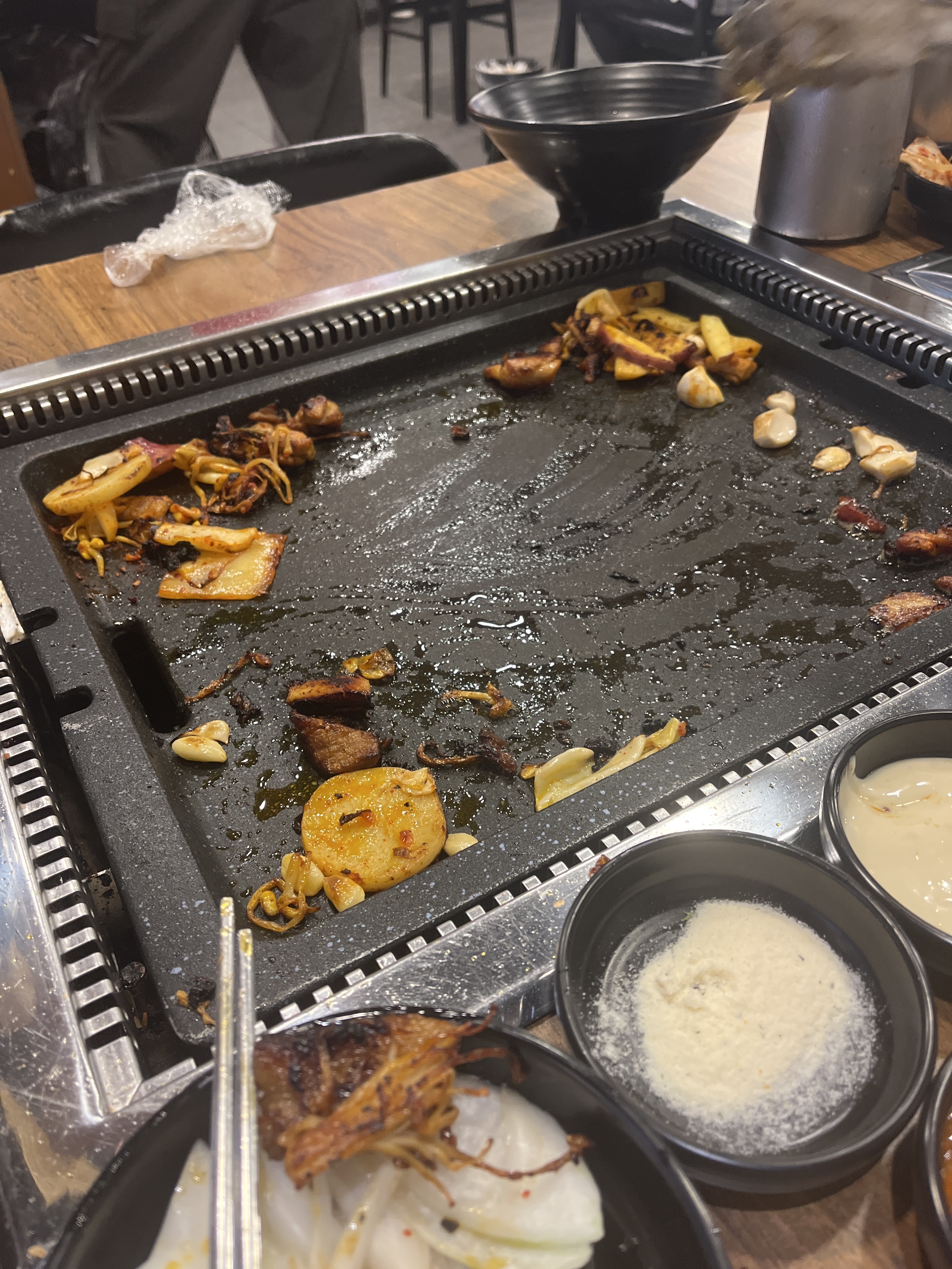 종류도 많고 짱짱이에요 - 대전 맛집 춘천집무한닭갈비 대전은행점