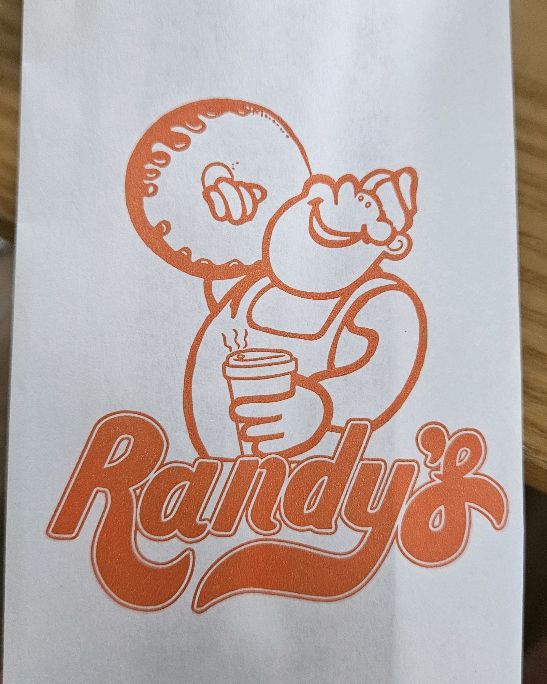 세계제인 맛이라 해서 제주간 기념으로 아이들 선물할겸 사러가봤어요 - 제주 맛집 랜디스도넛 애월점